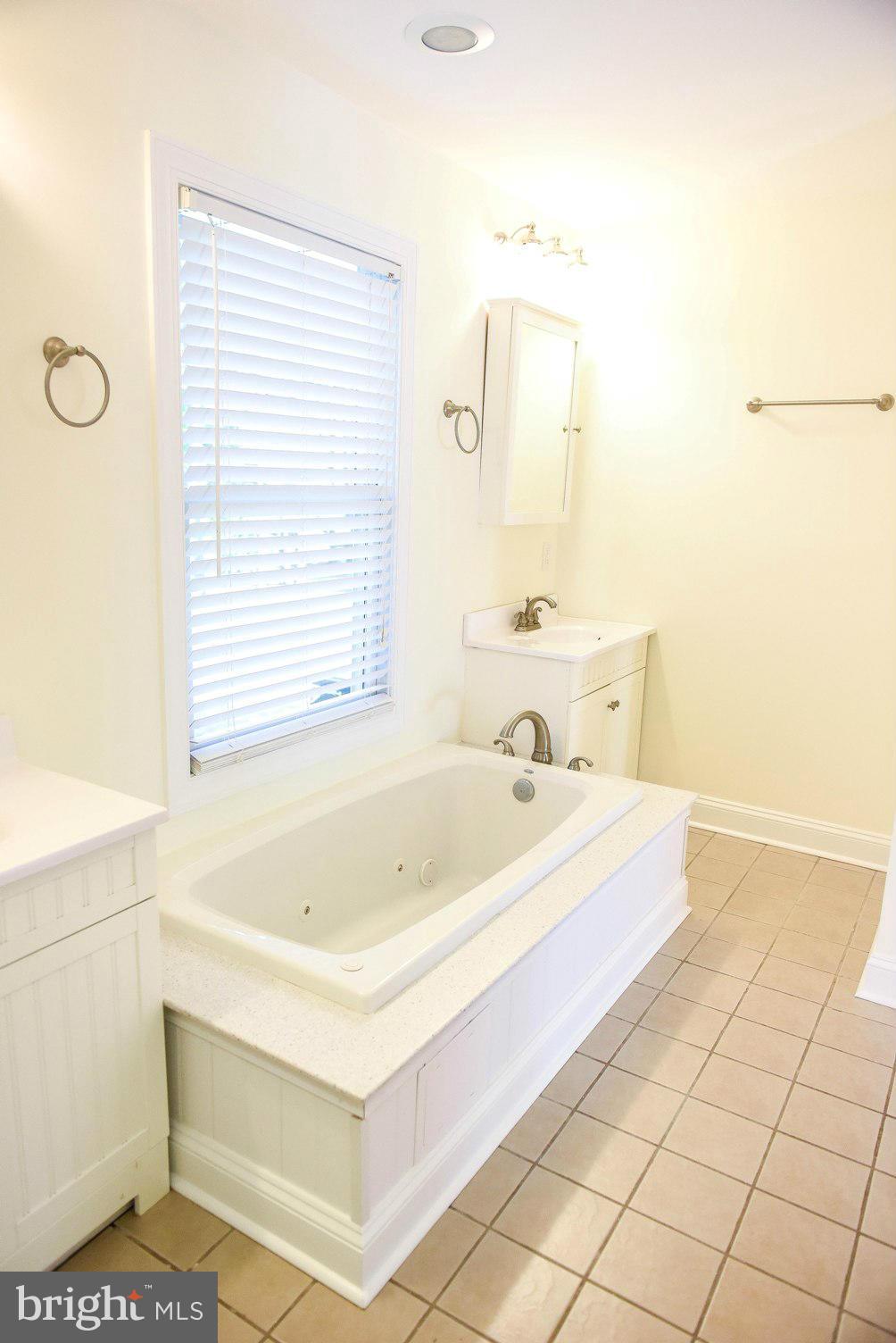 PINEY POINT SHORES - Residential Lease