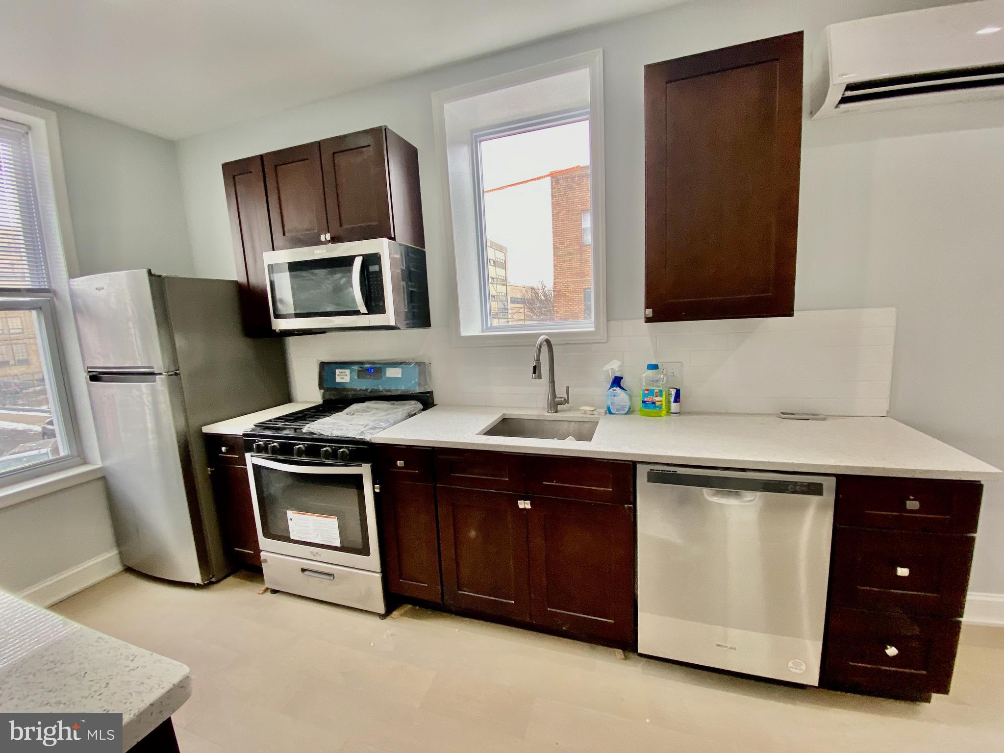 EAST PASSYUNK CROSSING - Residential Lease