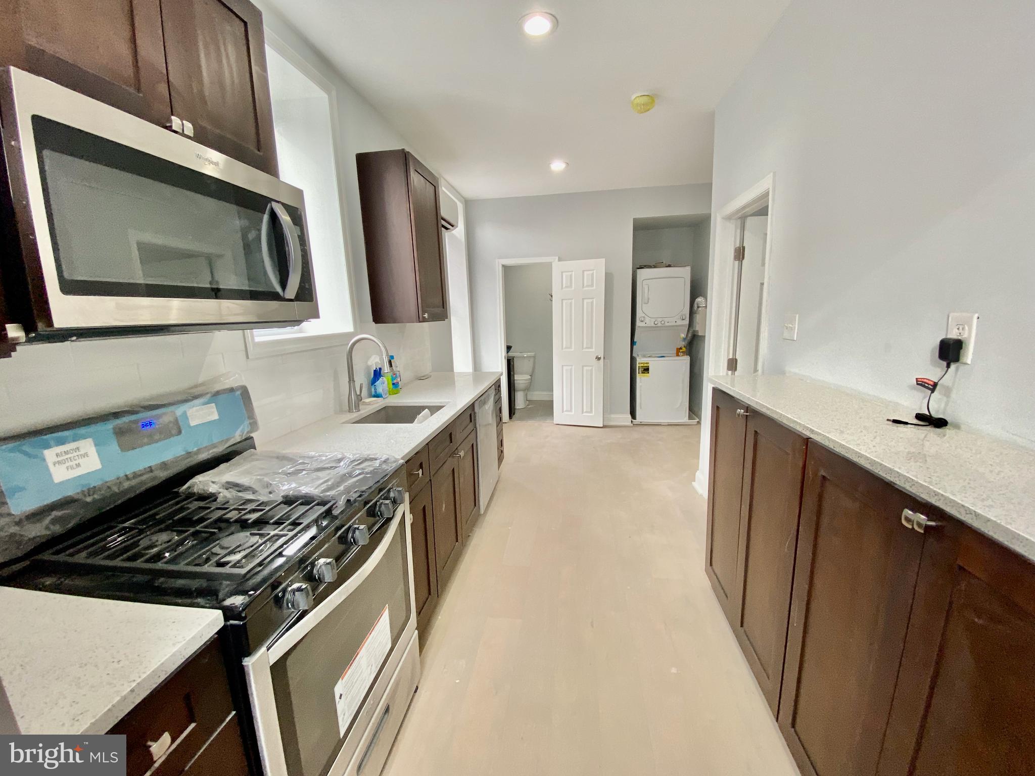 EAST PASSYUNK CROSSING - Residential Lease