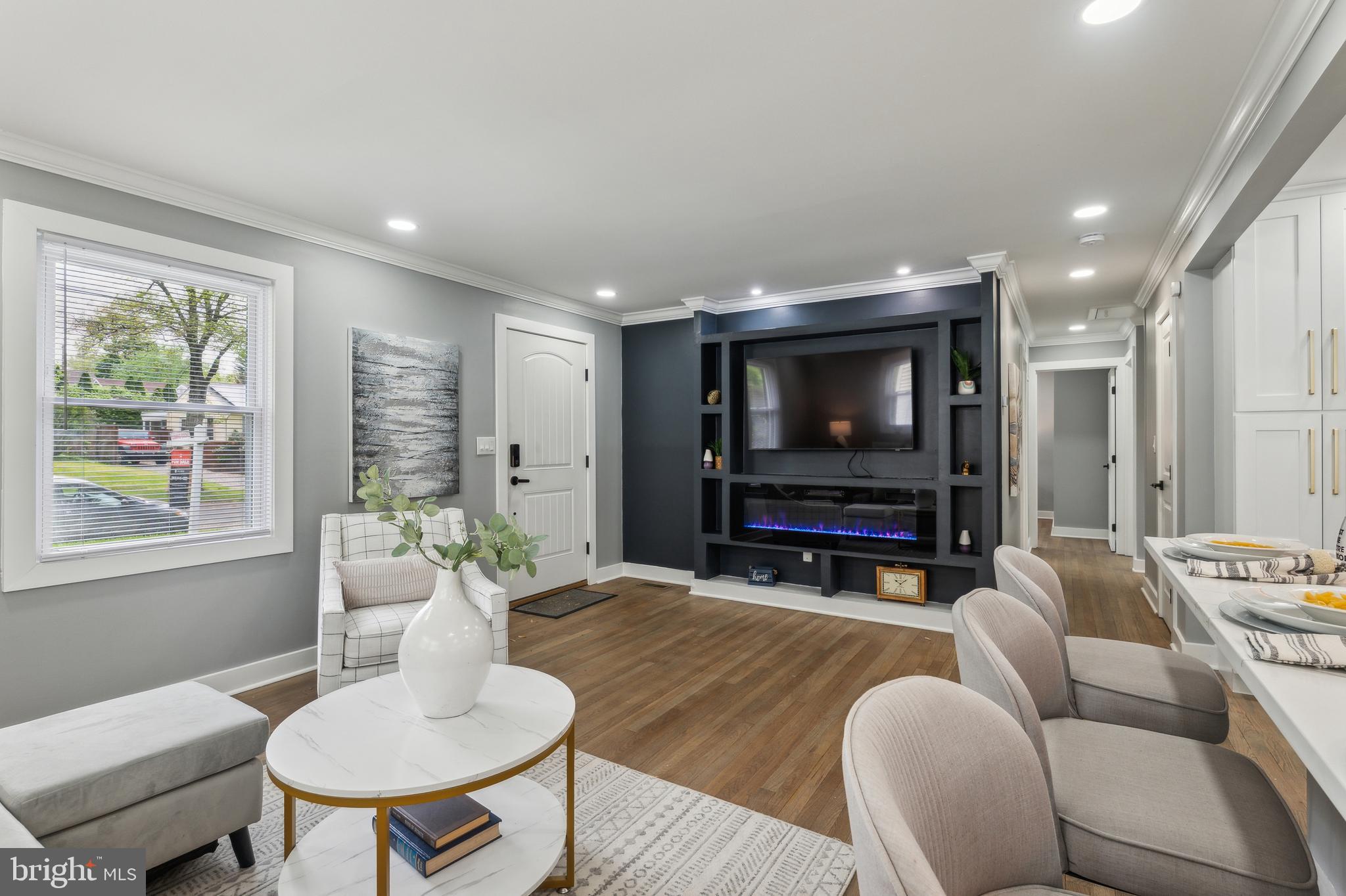 BURGUNDY ESTATES - Residential