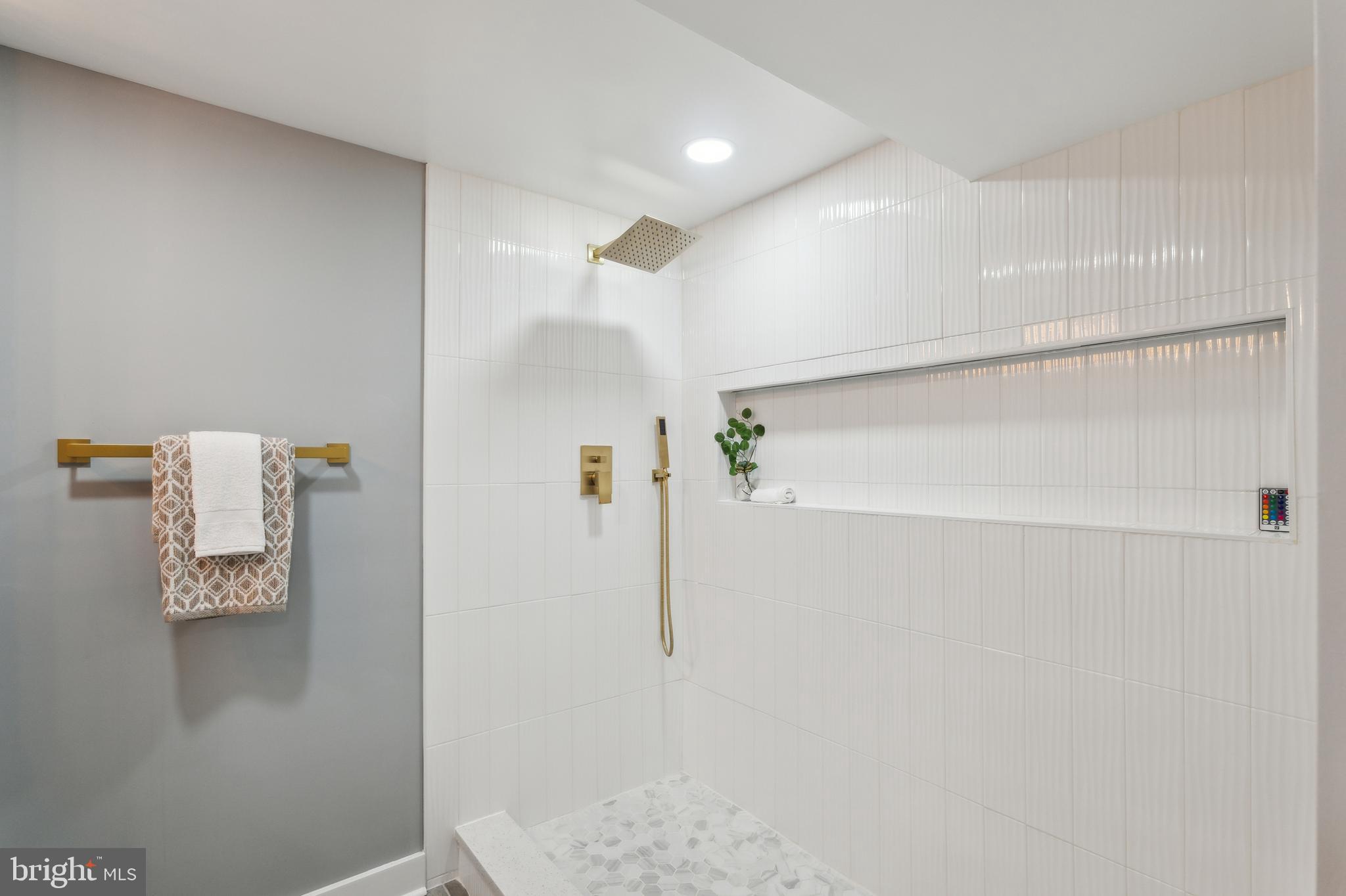 BURGUNDY ESTATES - Residential