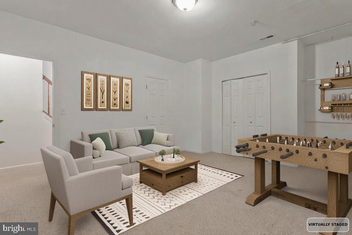 SAN FRANCISCO BY THE BAY - Residential Lease