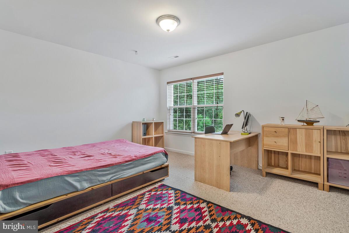 SAN FRANCISCO BY THE BAY - Residential Lease