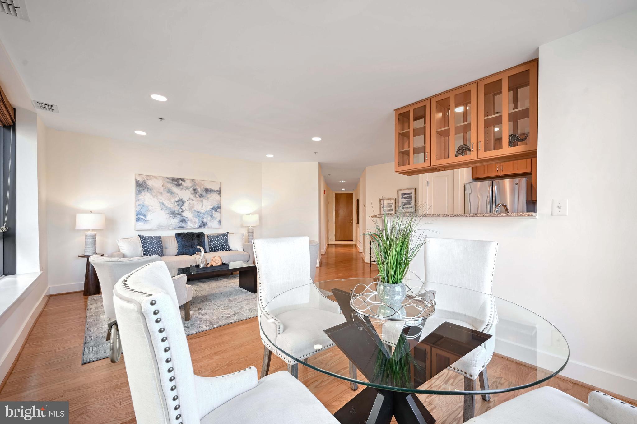 1200 N HARTFORD STREET N 201