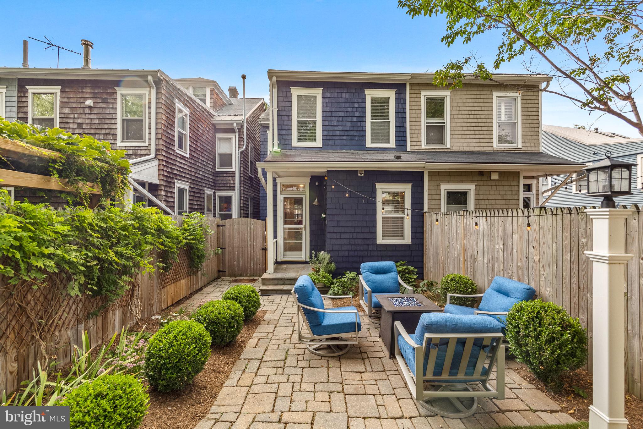 HISTORIC DISTRICT - Residential