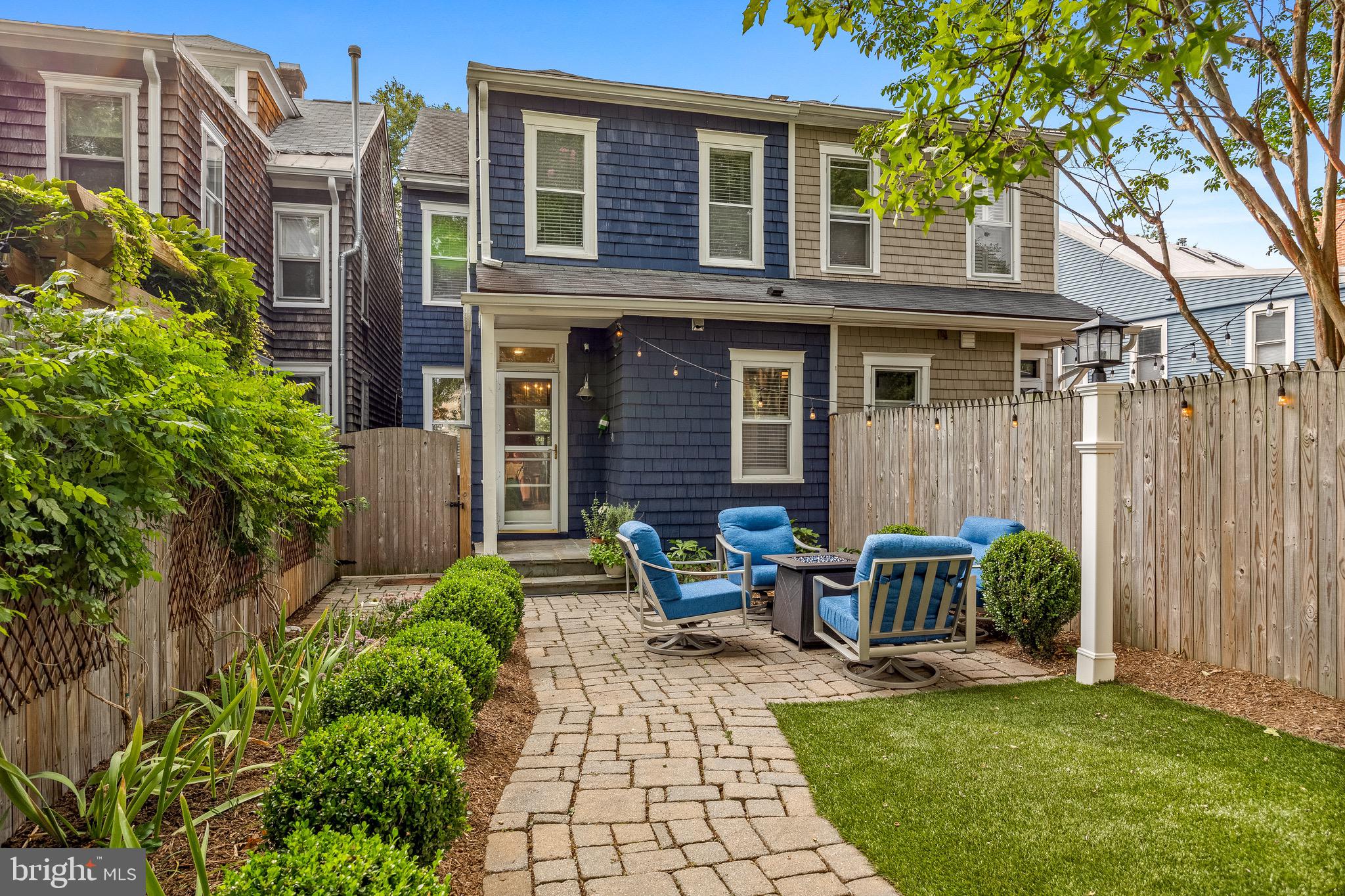 HISTORIC DISTRICT - Residential