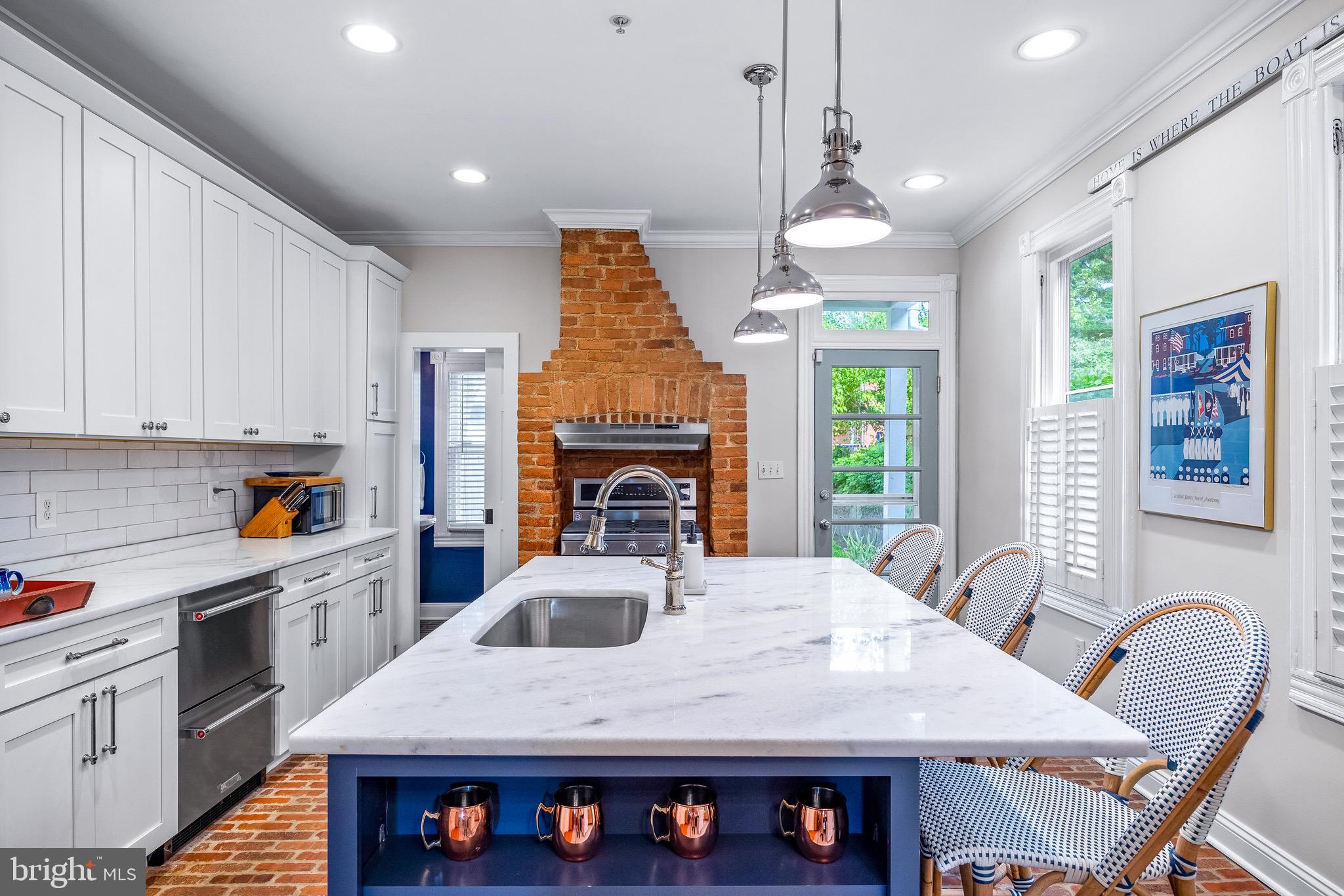 HISTORIC DISTRICT - Residential