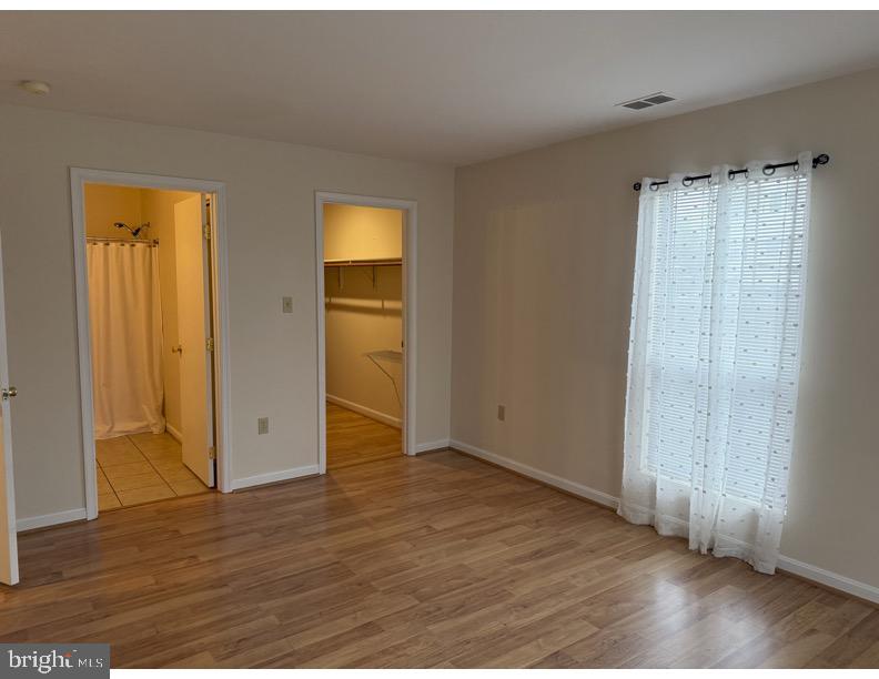 LAKESIDE CONDOMINIUMS - Residential