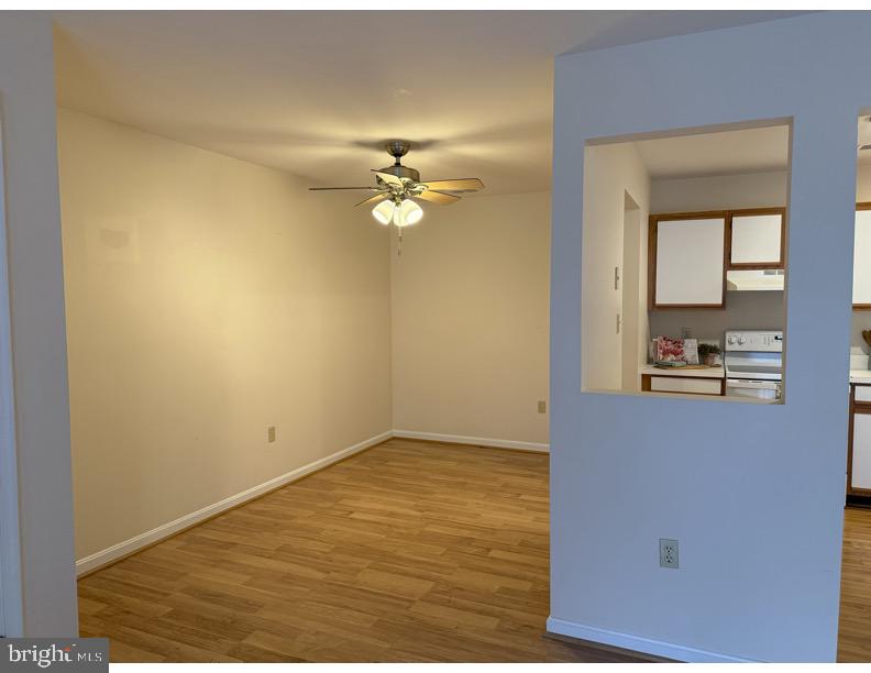 LAKESIDE CONDOMINIUMS - Residential