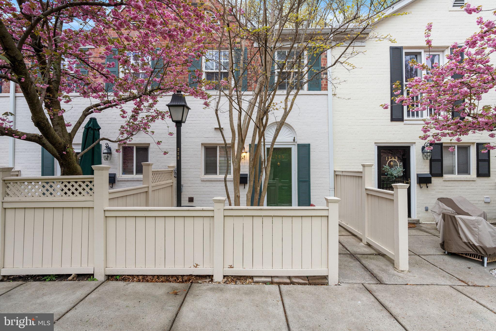 1205 N VAN DORN STREET