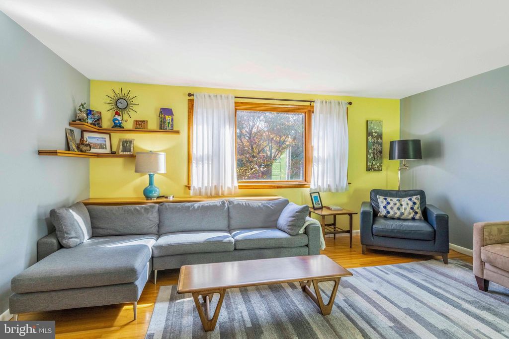 Photo of 6808 Henry Avenue, PHILADELPHIA, PA 19128 (MLS # PAPH2523868)
