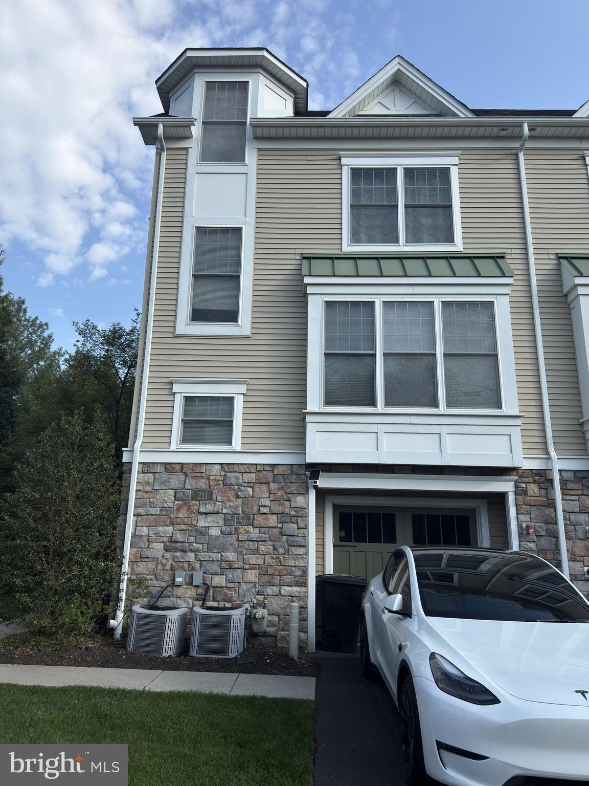 ARDMORE CROSSING - Residential