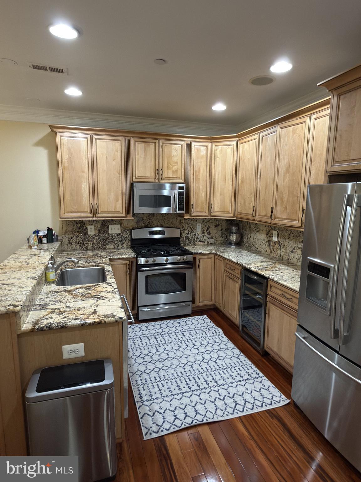 ARDMORE CROSSING - Residential