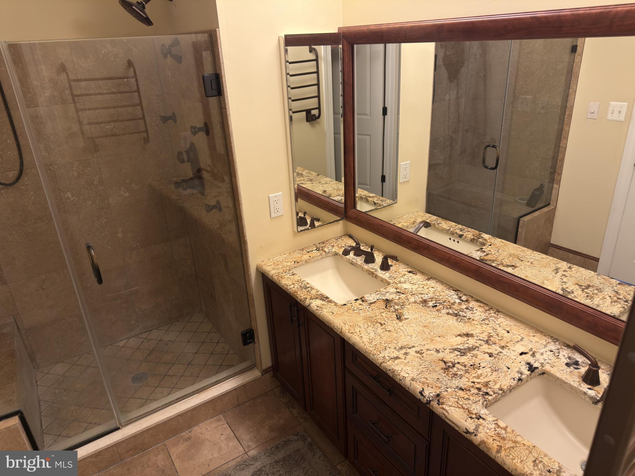 ARDMORE CROSSING - Residential