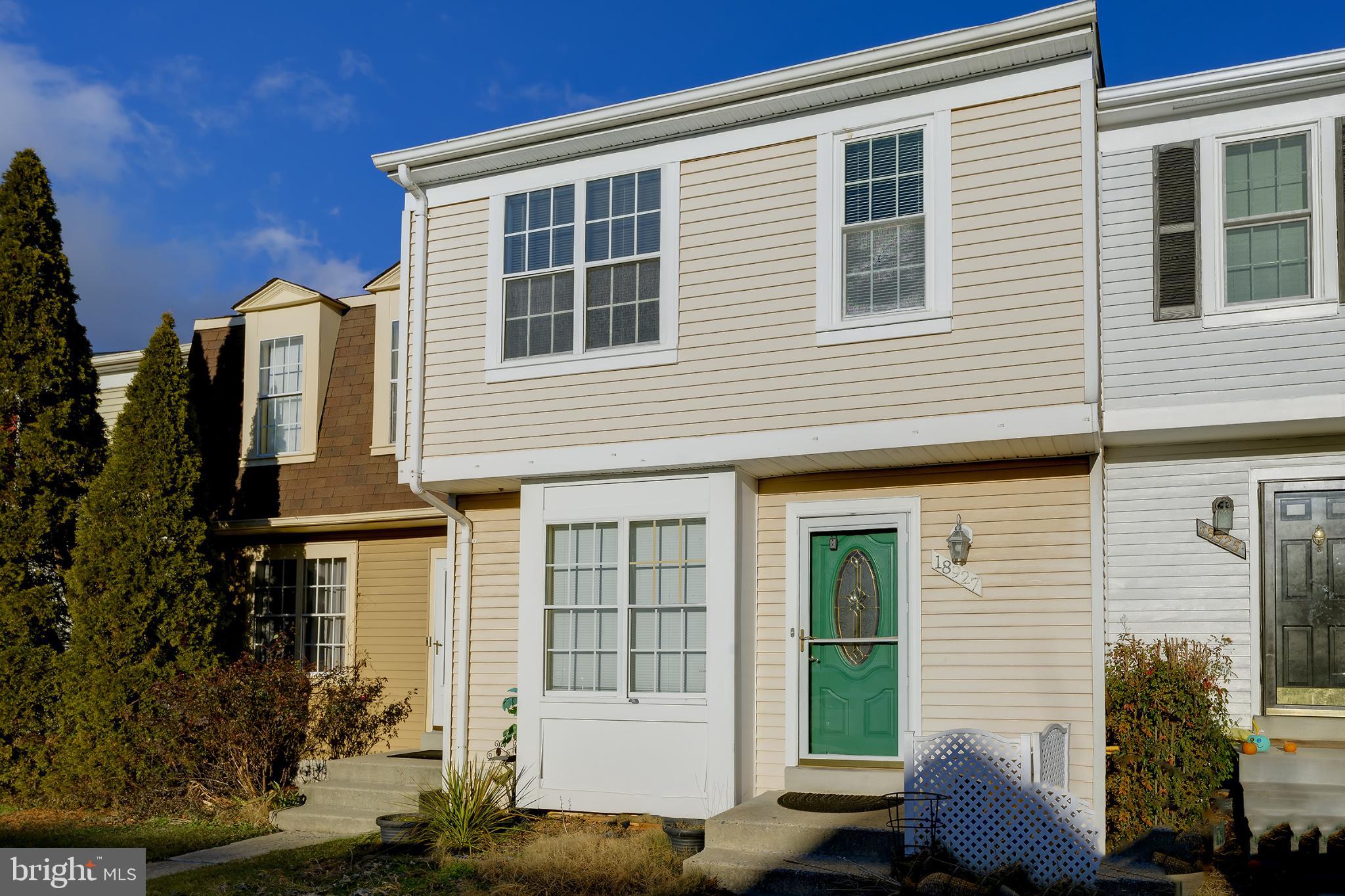 GUNNERS LAKE VILLAGE - Residential Lease