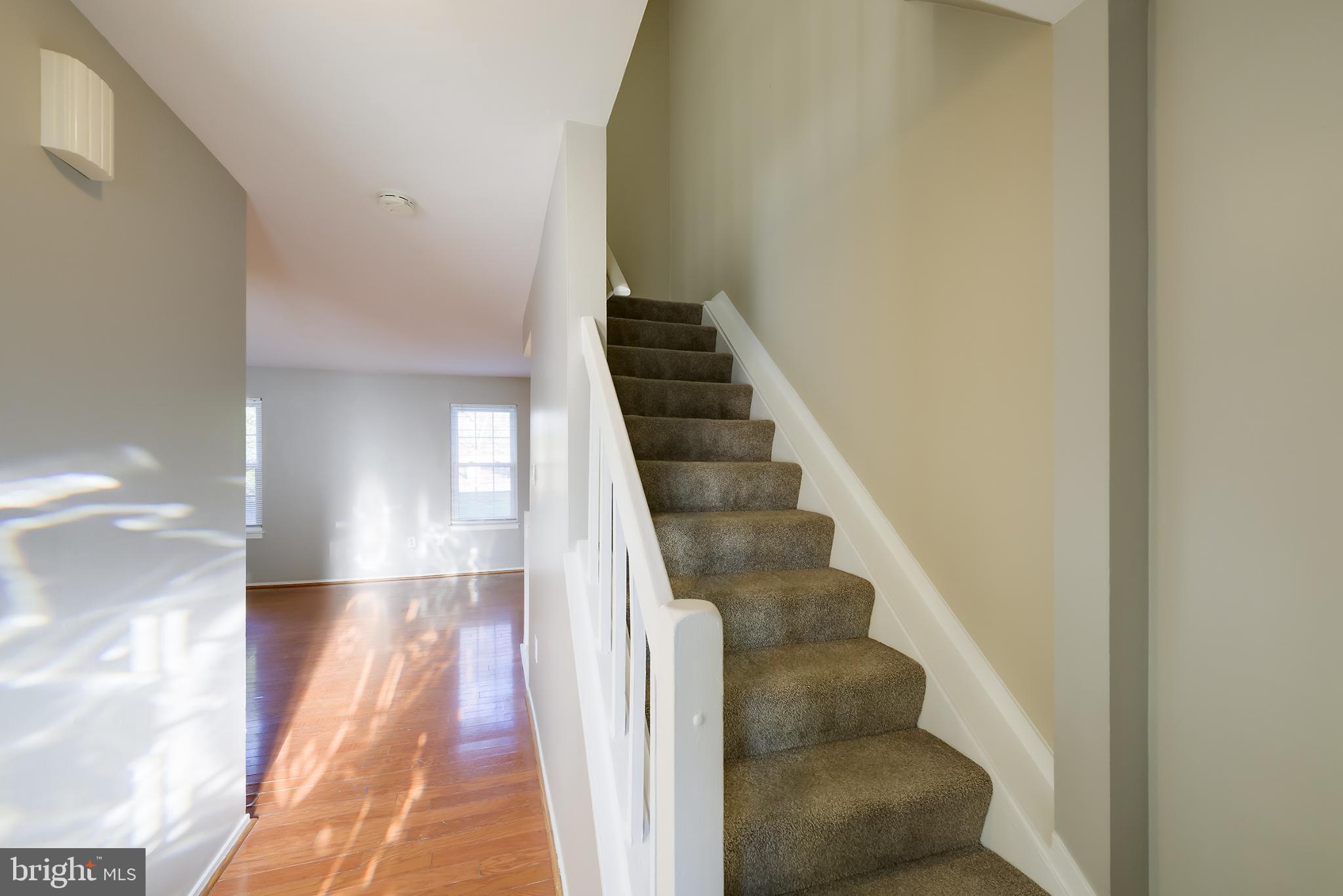 GUNNERS LAKE VILLAGE - Residential Lease