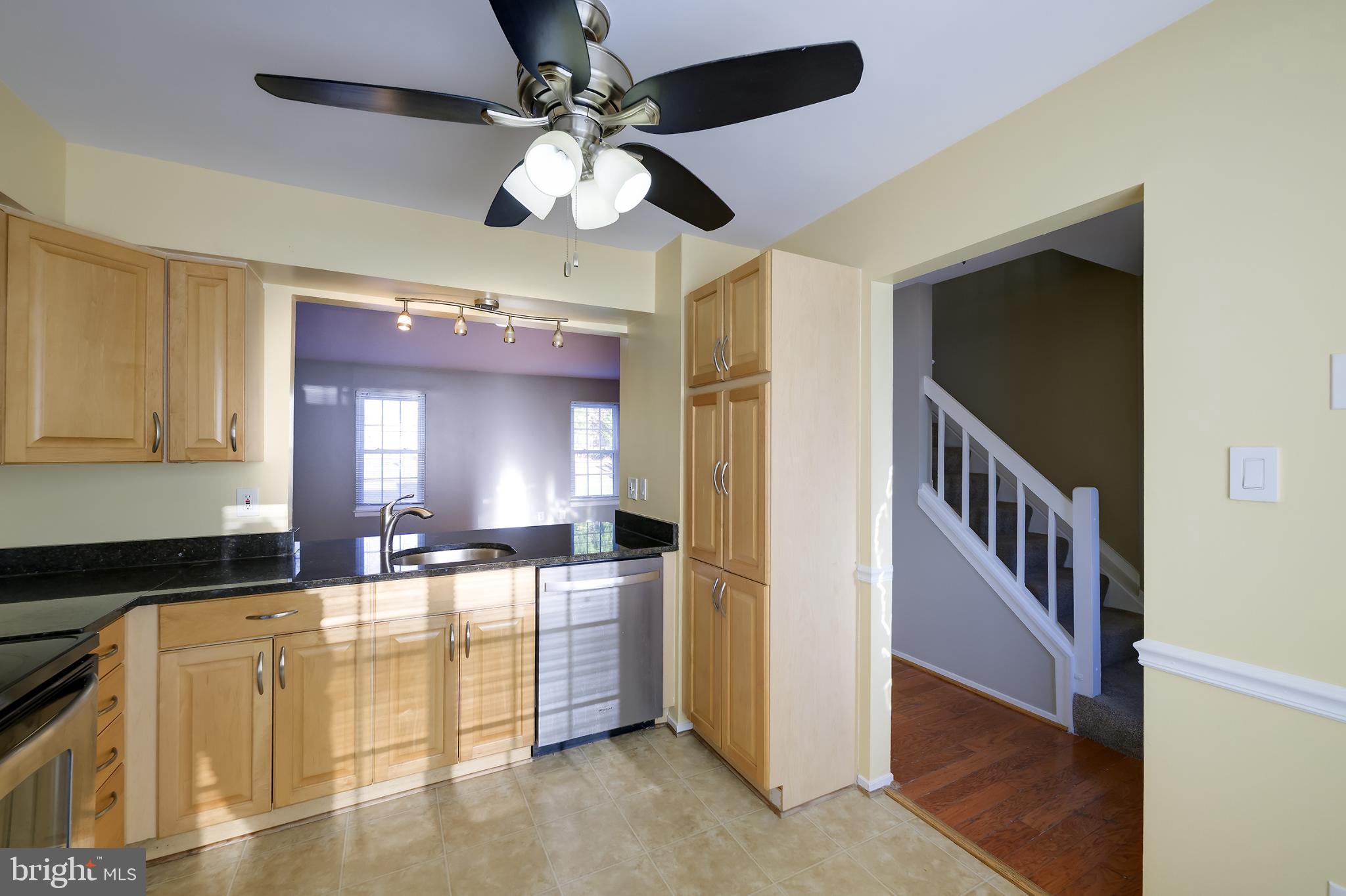 GUNNERS LAKE VILLAGE - Residential Lease