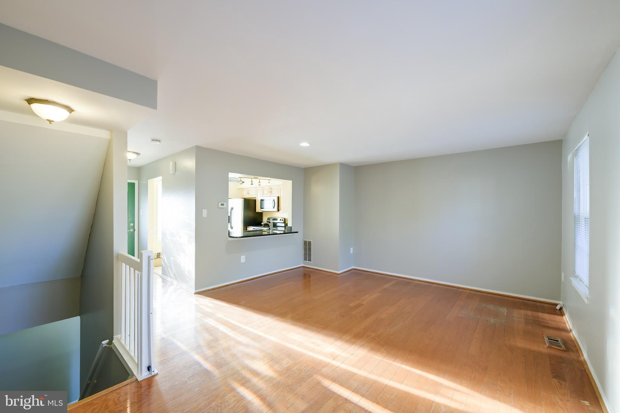 GUNNERS LAKE VILLAGE - Residential Lease