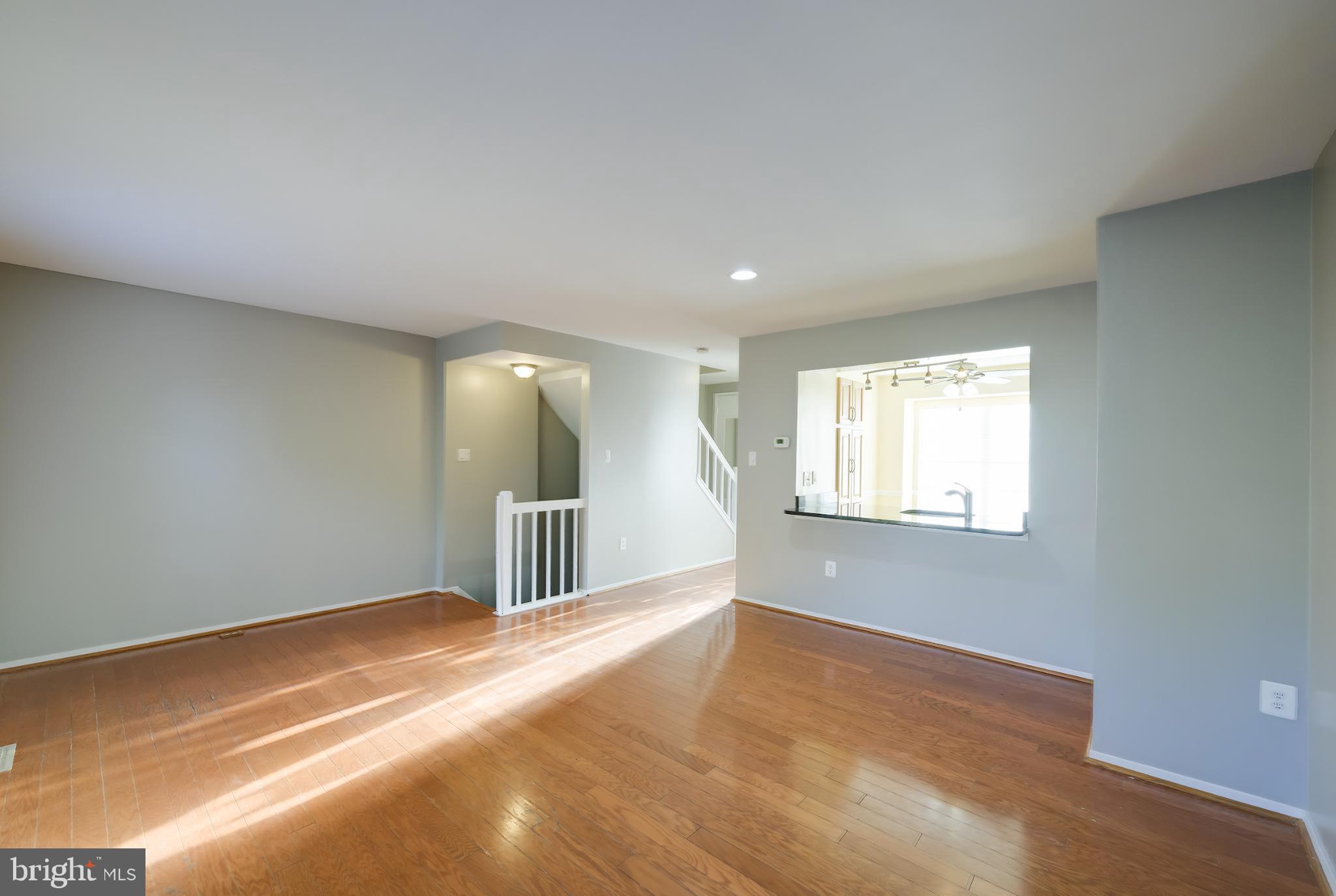 GUNNERS LAKE VILLAGE - Residential Lease