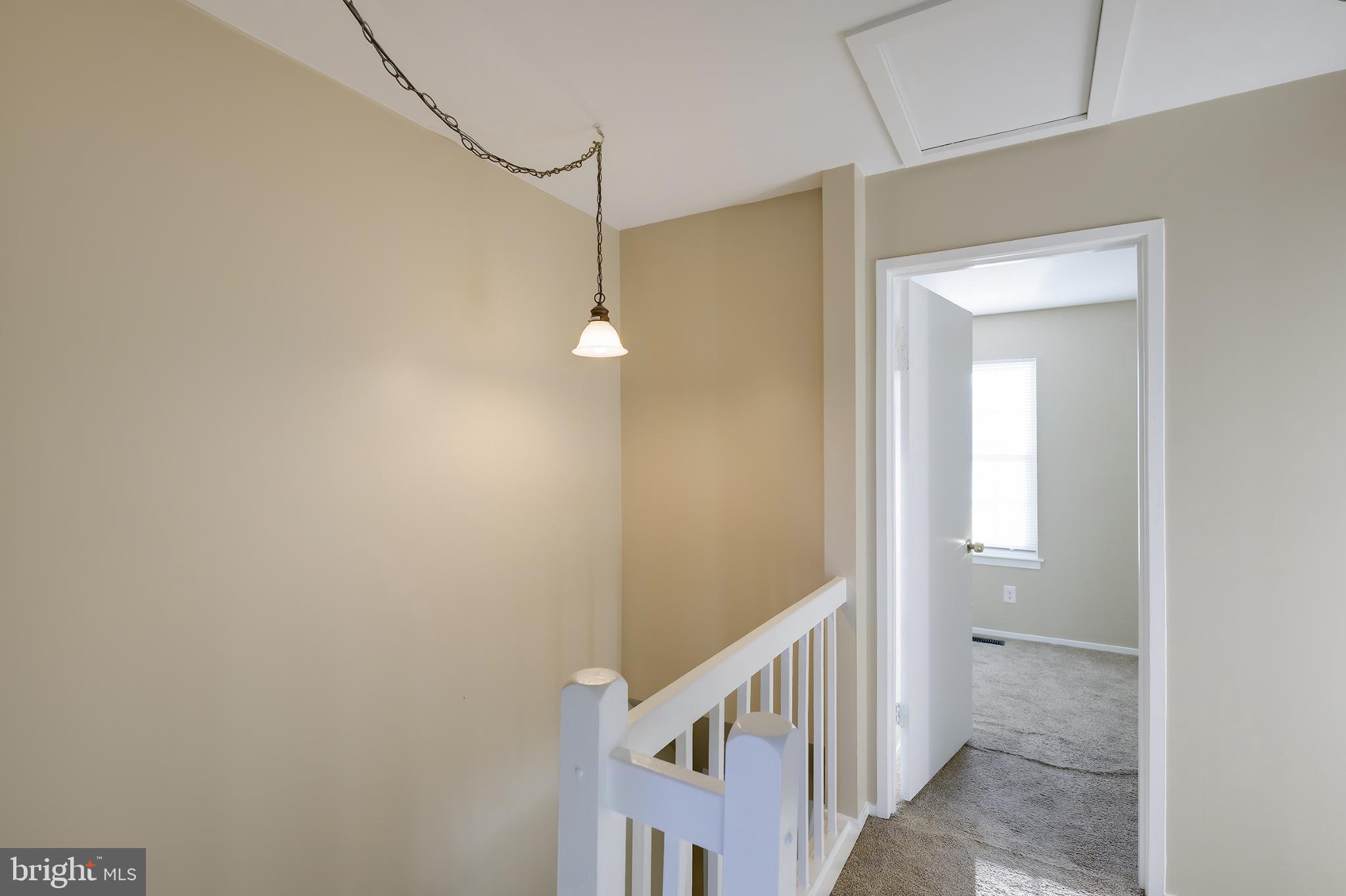 GUNNERS LAKE VILLAGE - Residential Lease