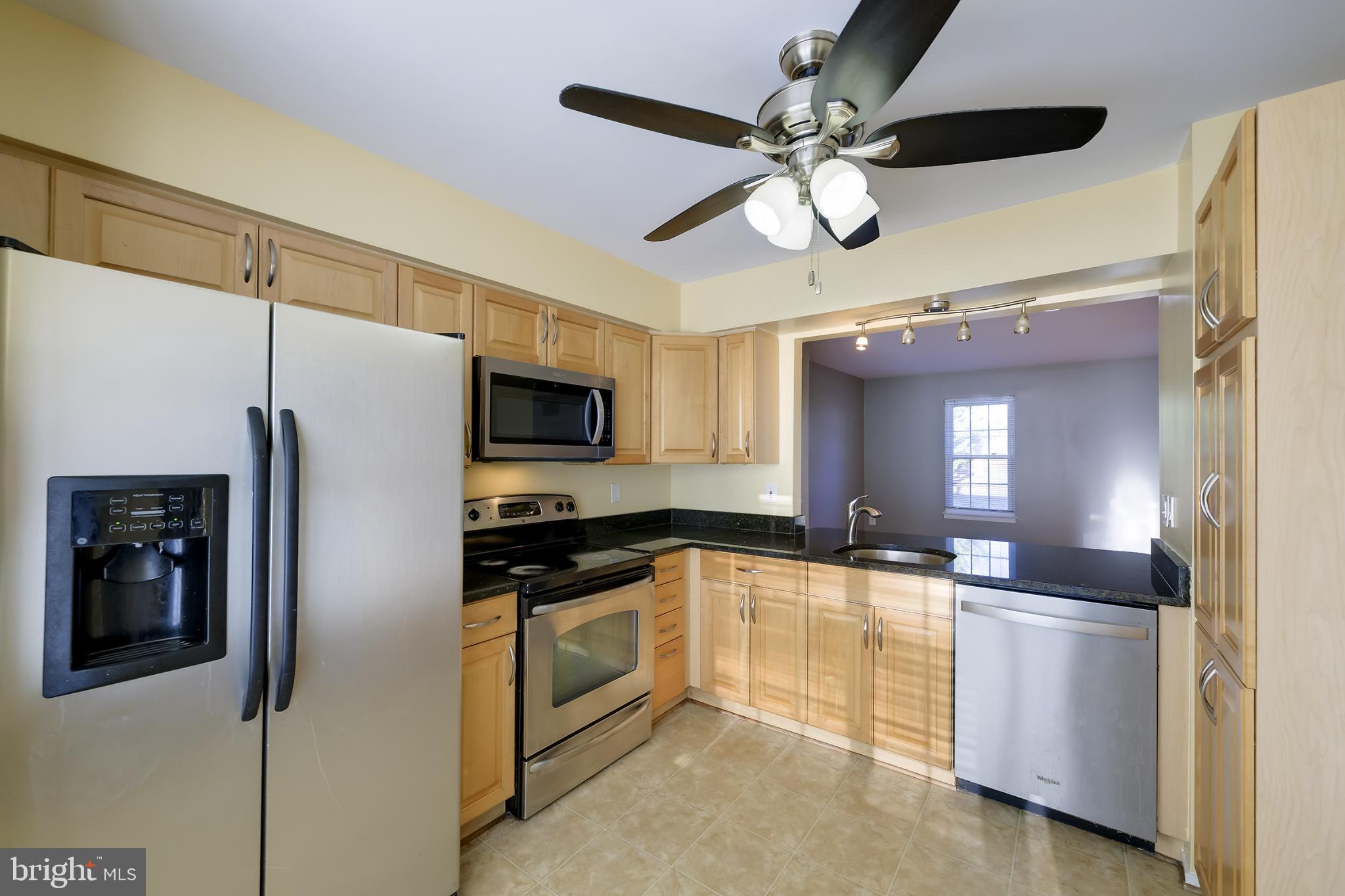 GUNNERS LAKE VILLAGE - Residential Lease