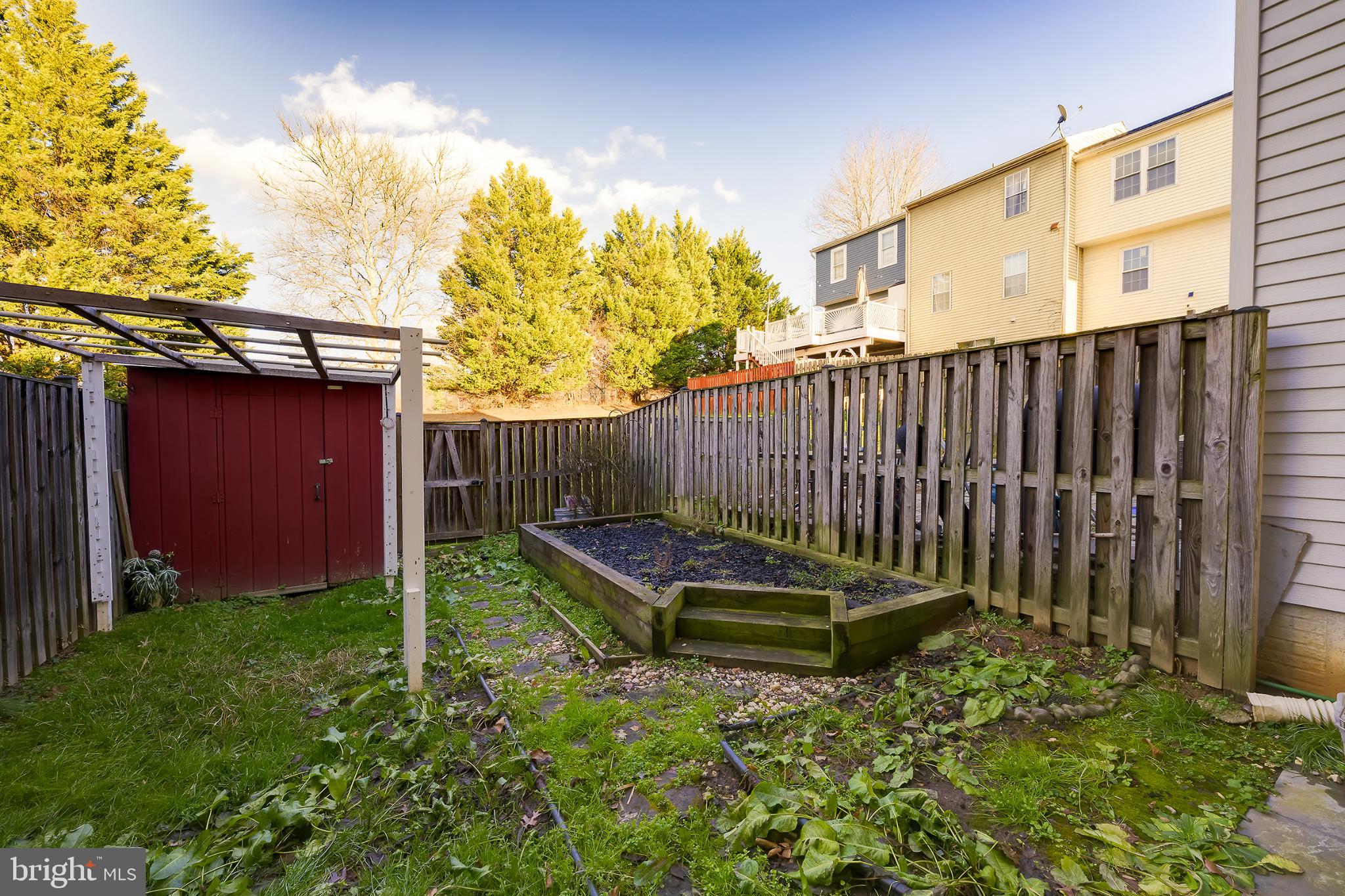 GUNNERS LAKE VILLAGE - Residential Lease