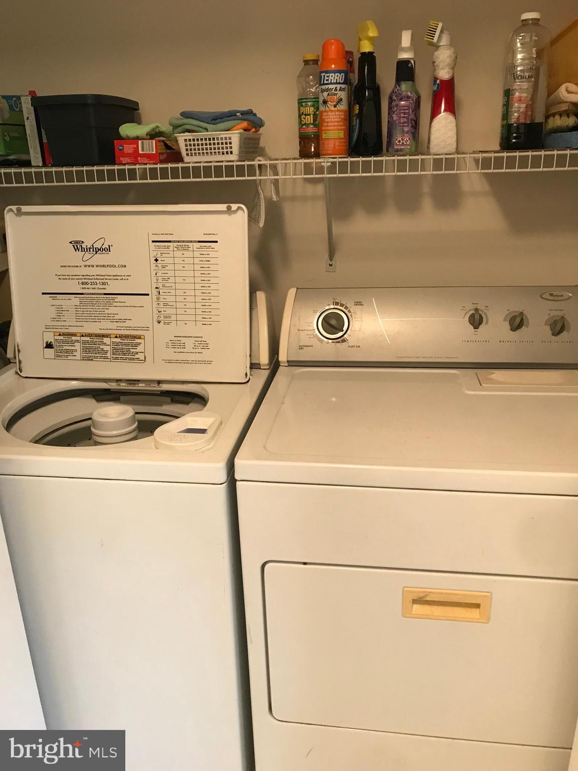 MANOR OAKS - Residential