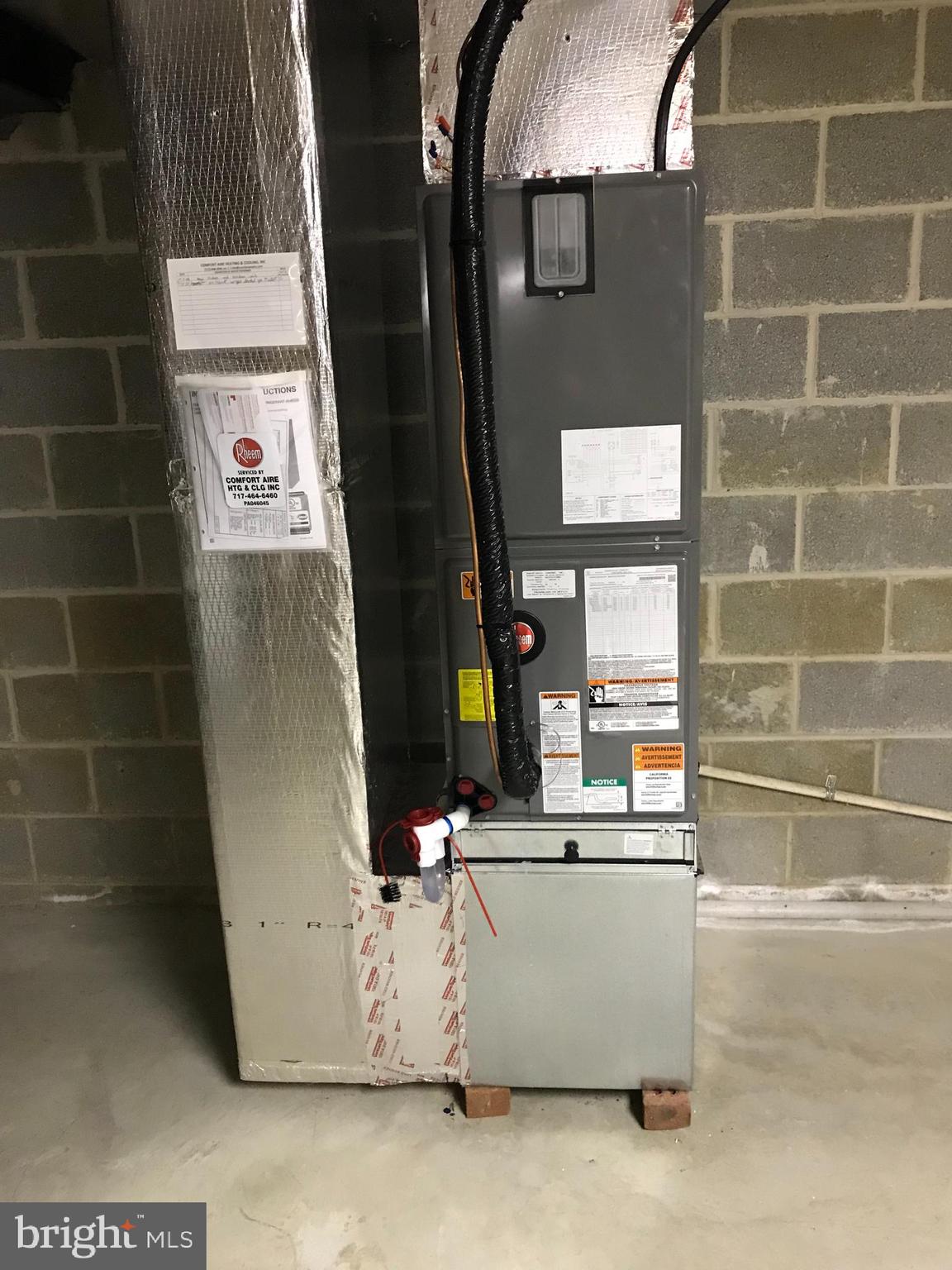 MANOR OAKS - Residential