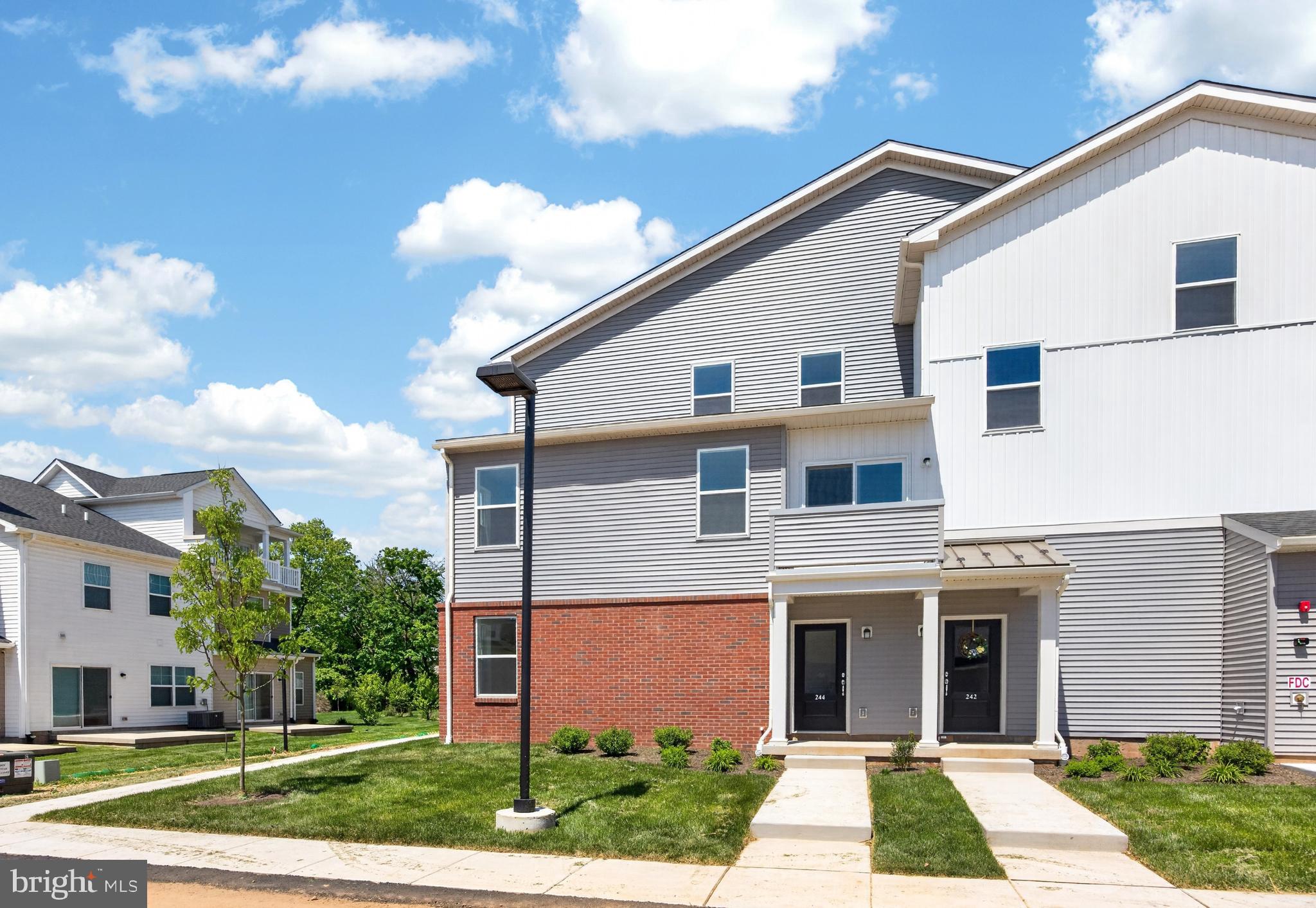 1883 ARBOR PLACE DRIVE 86B