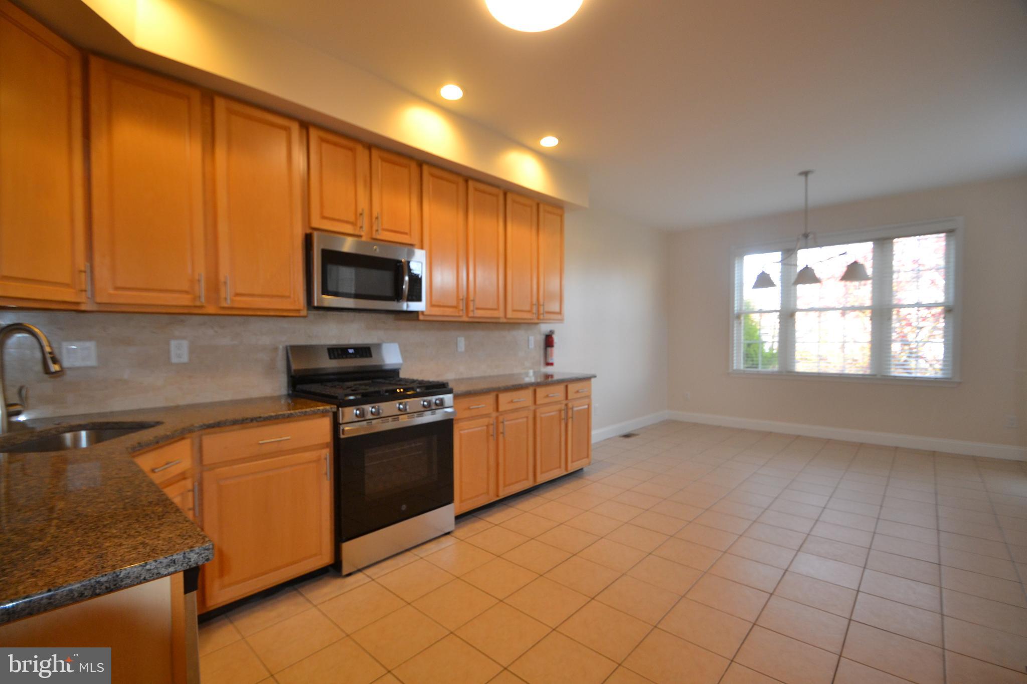 THE ENCLAVE - Residential Lease