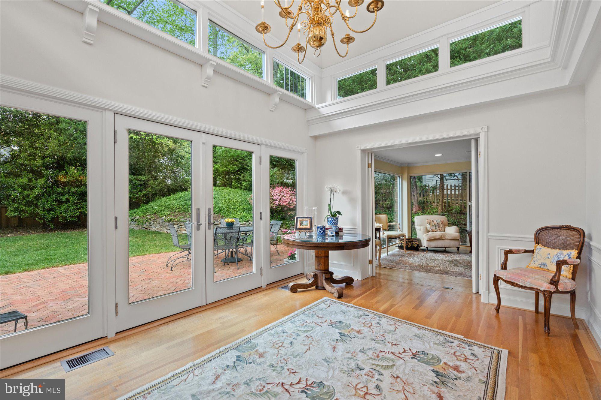 BERKLEY - Residential