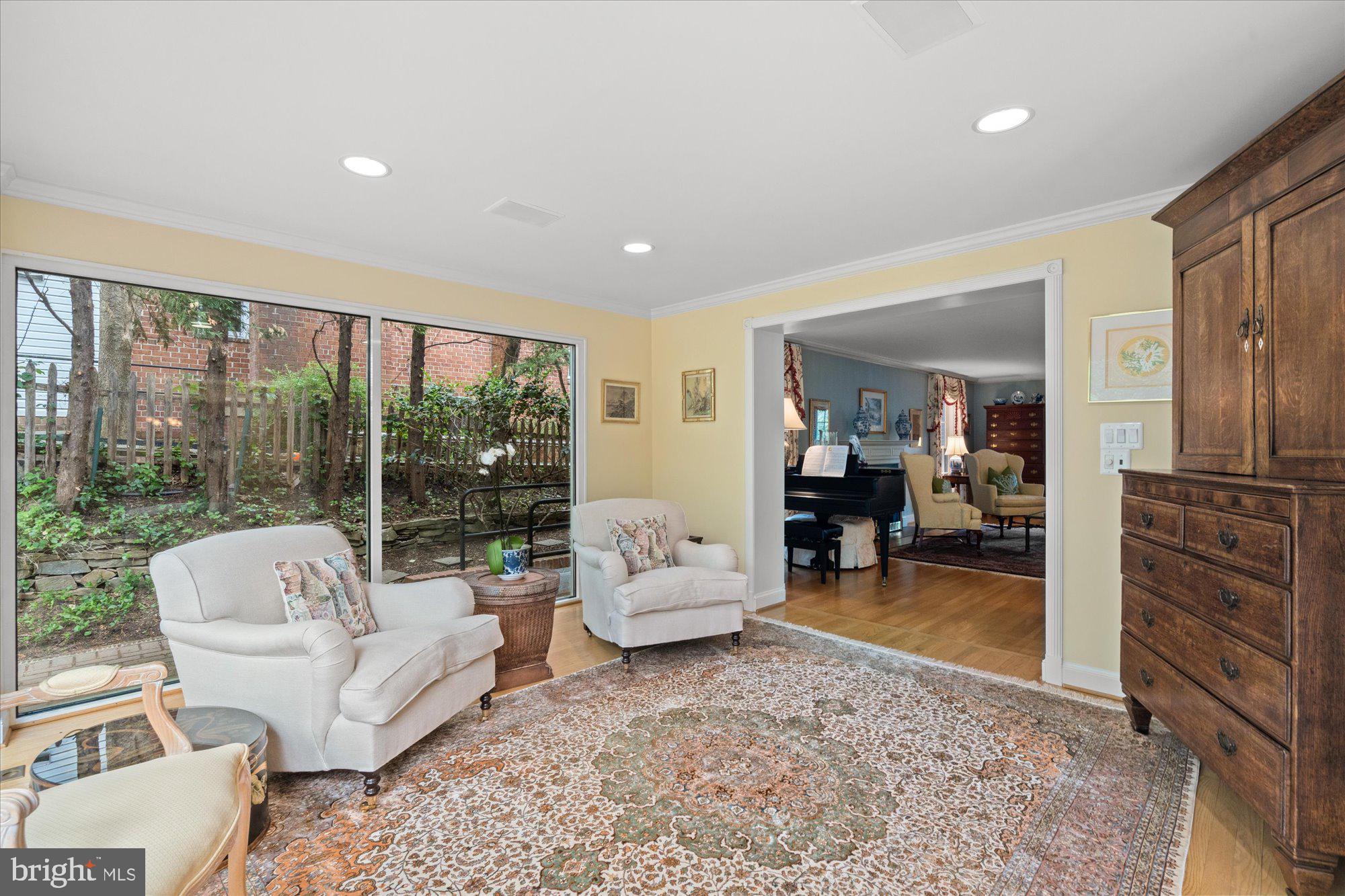 BERKLEY - Residential