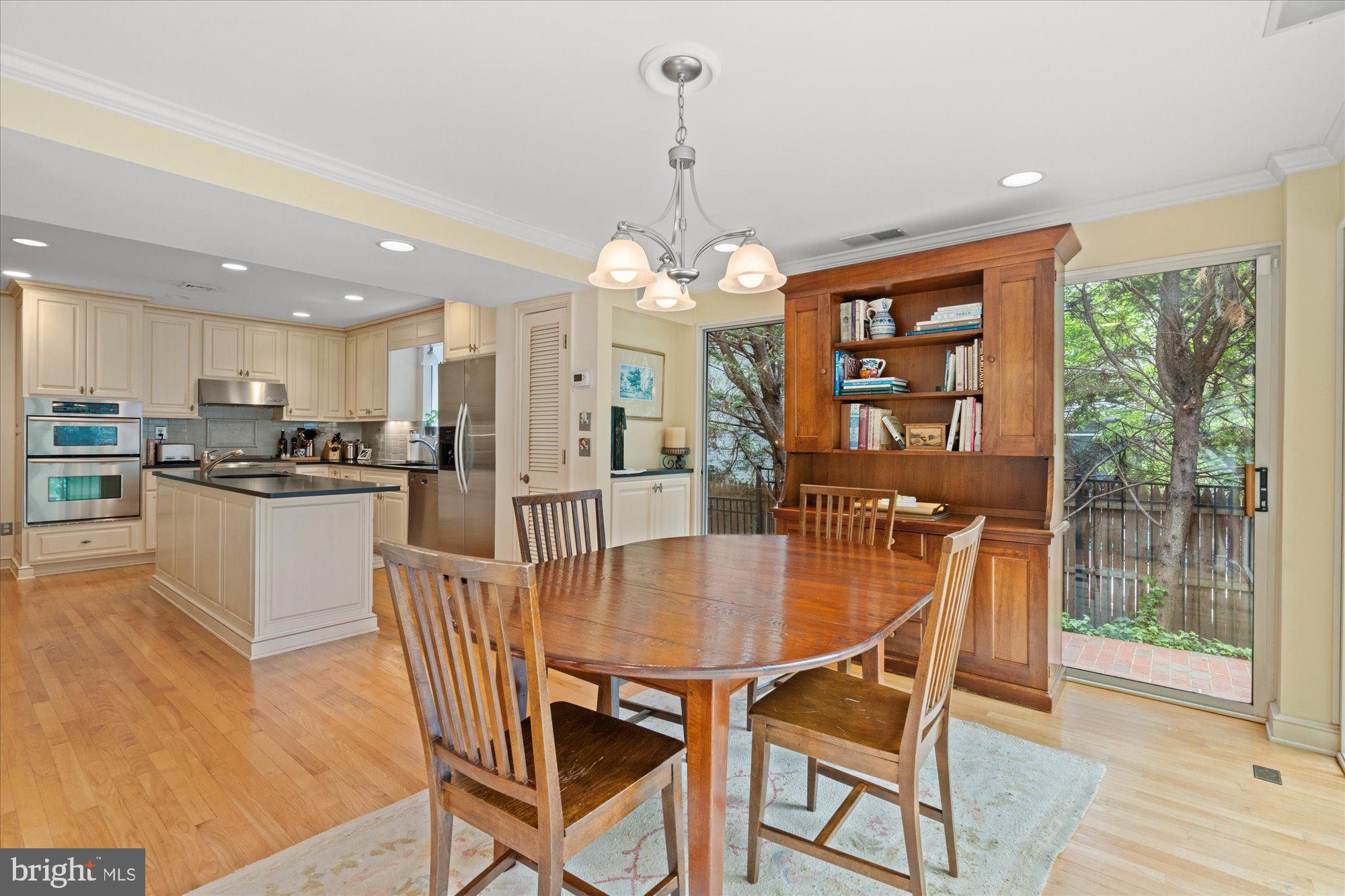 BERKLEY - Residential