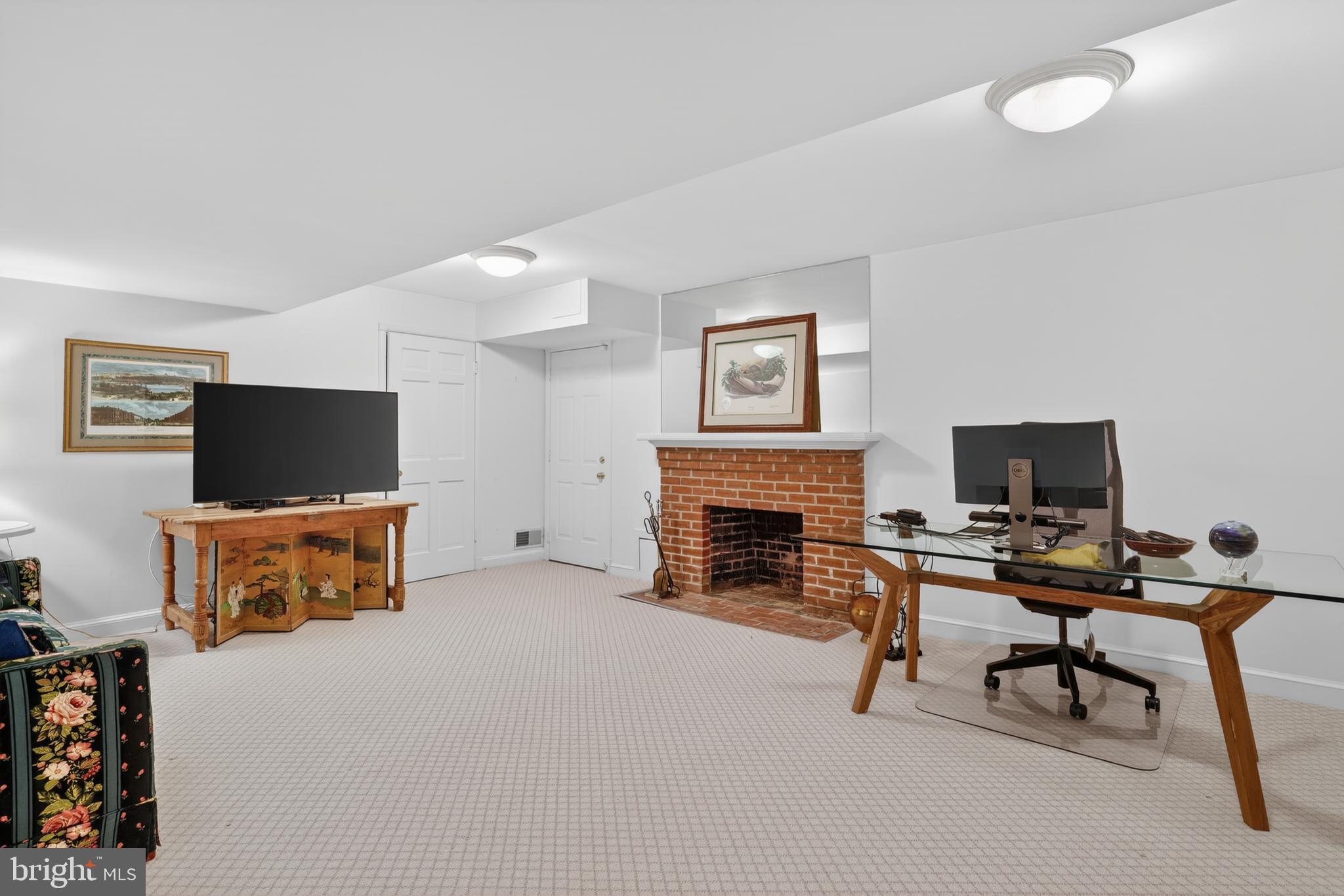 BERKLEY - Residential