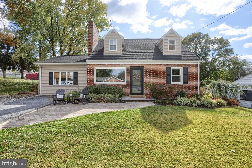 Photo of 13 Kim Acres Dr, MECHANICSBURG, PA 17055 (MLS # PACB2047962)