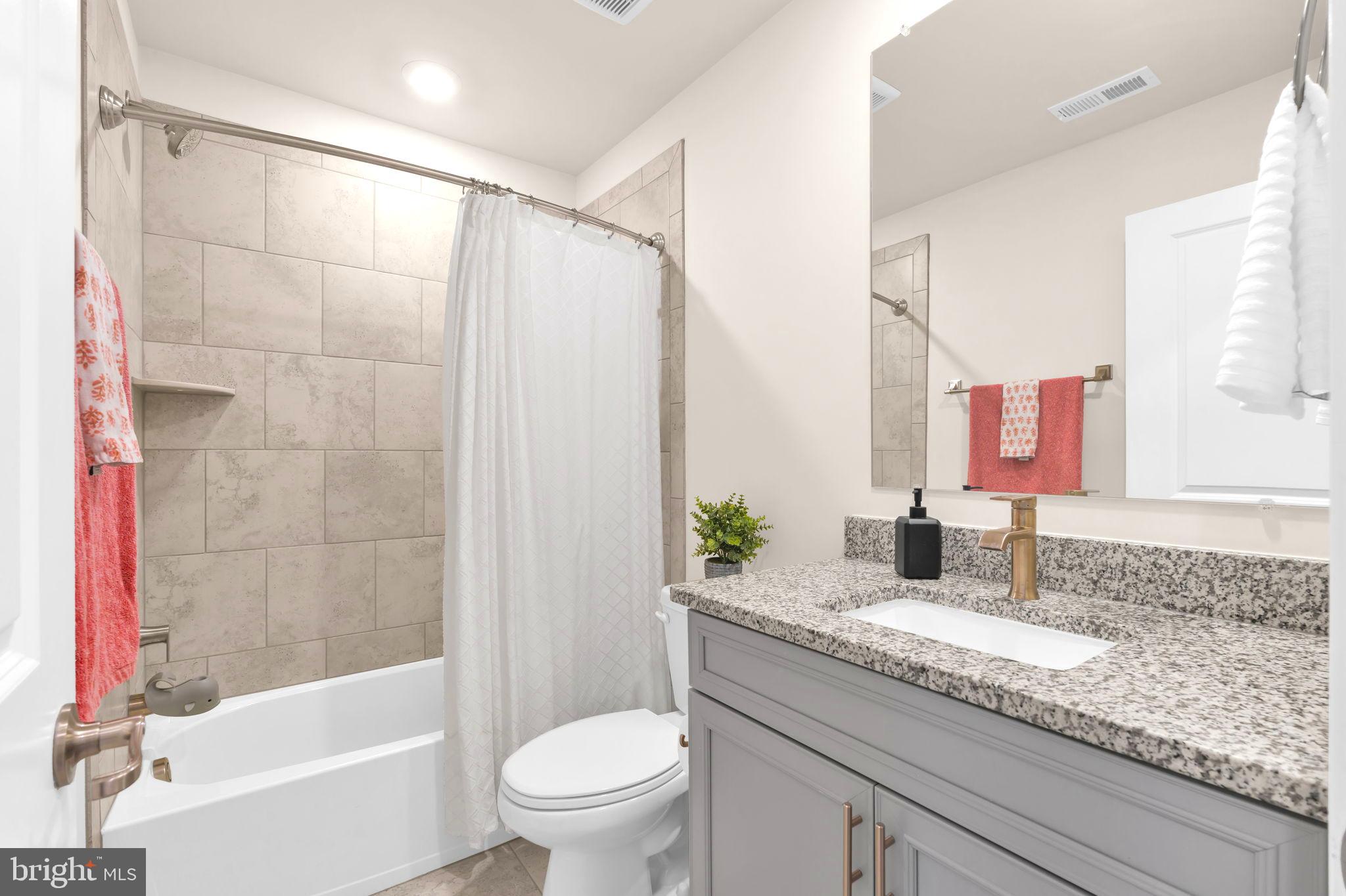 TANYARD SHORES - Residential