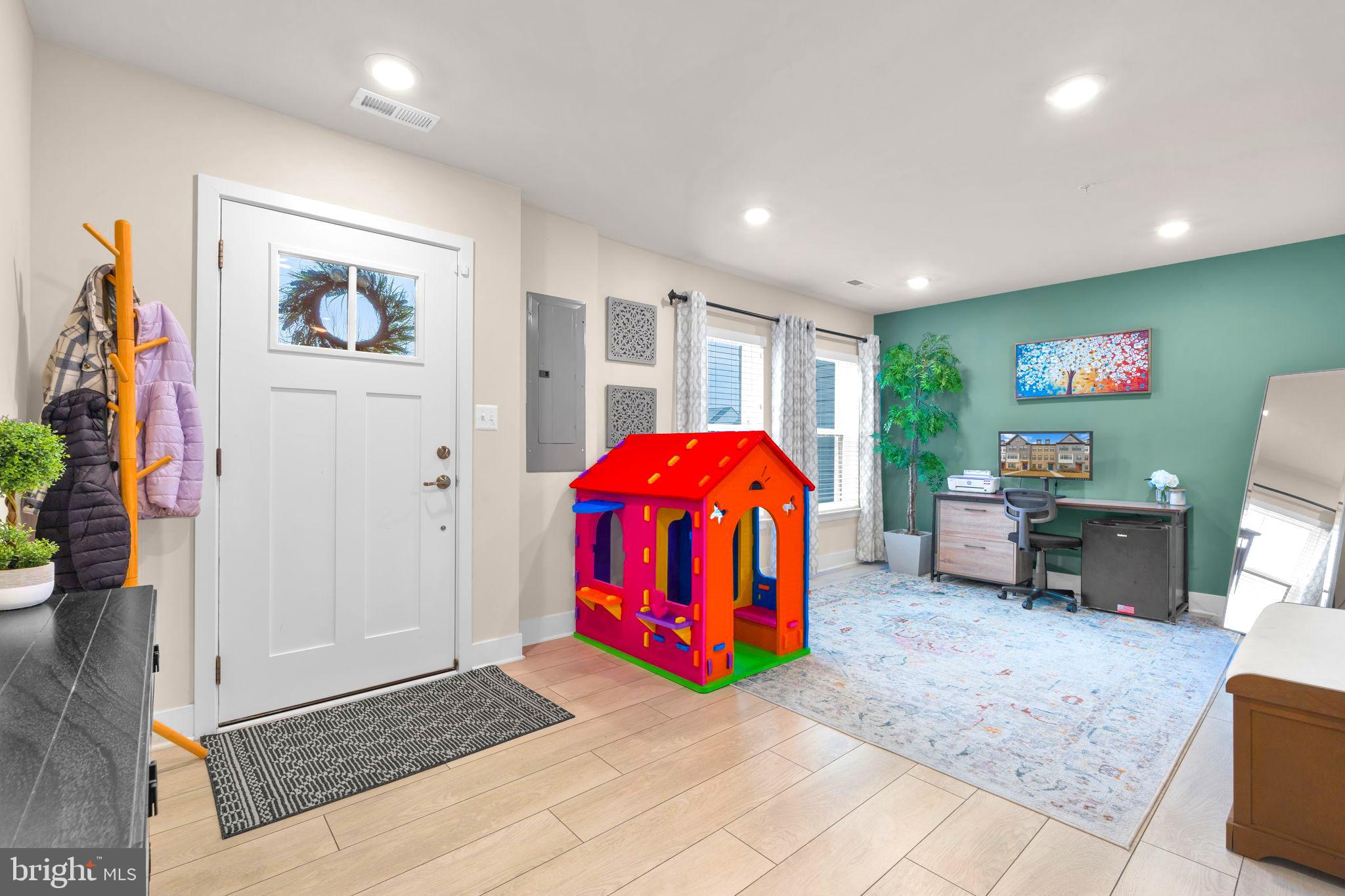 TANYARD SHORES - Residential