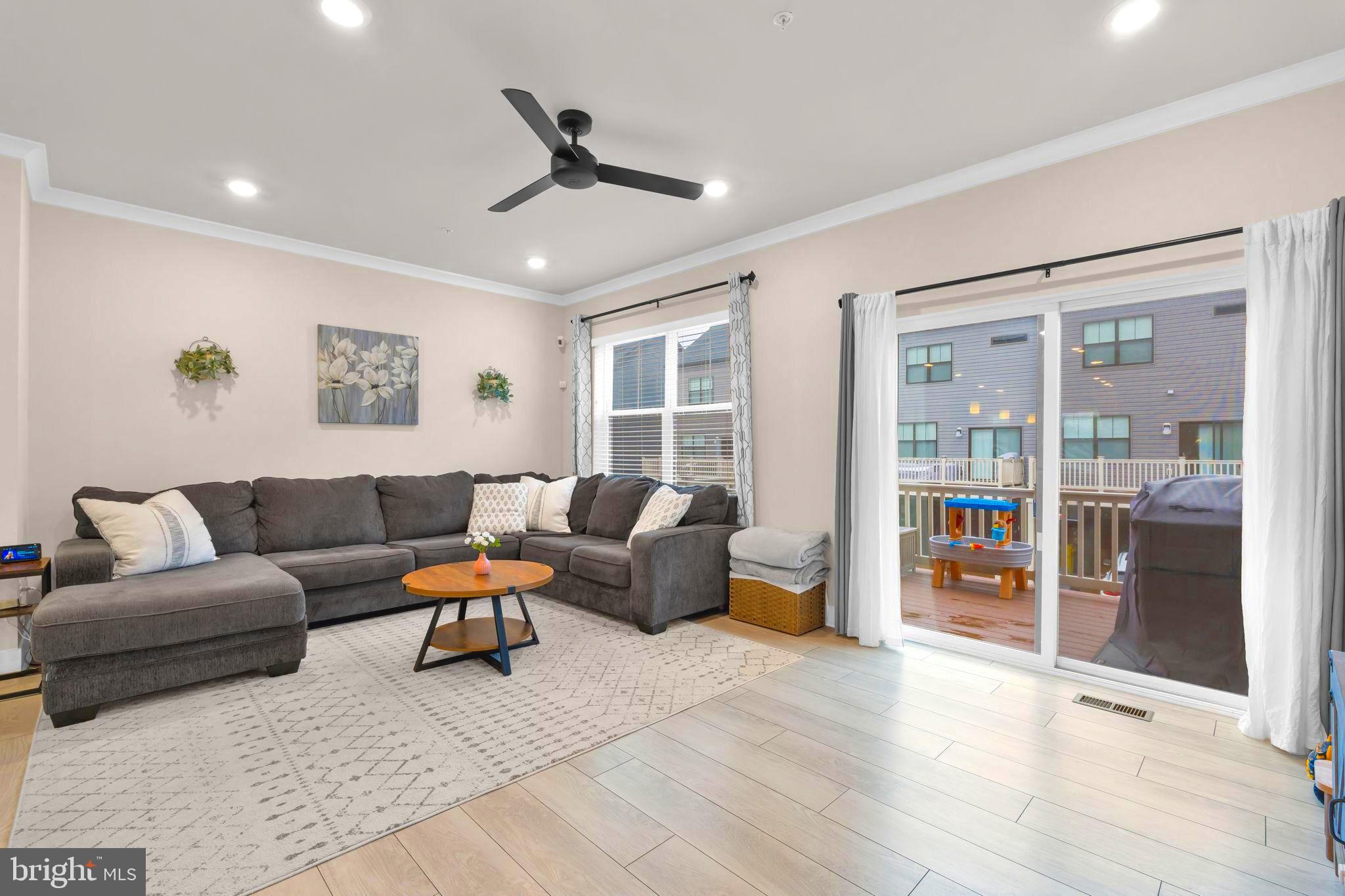 TANYARD SHORES - Residential
