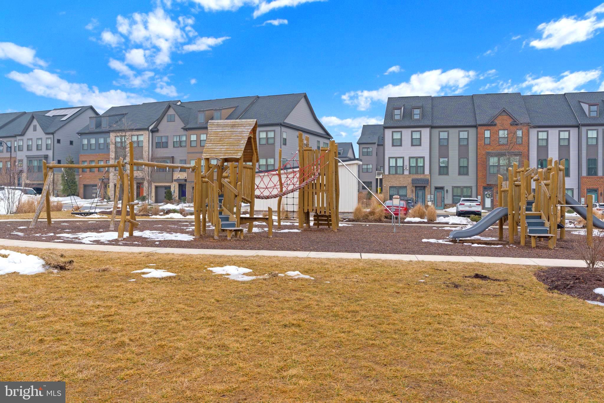 TANYARD SHORES - Residential