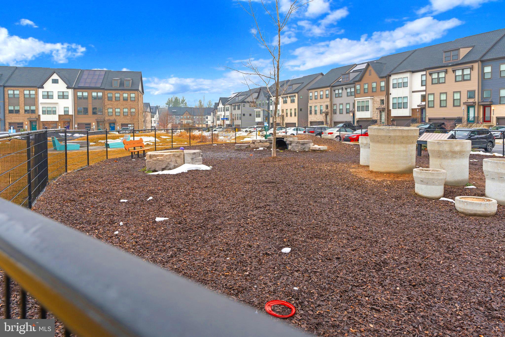 TANYARD SHORES - Residential
