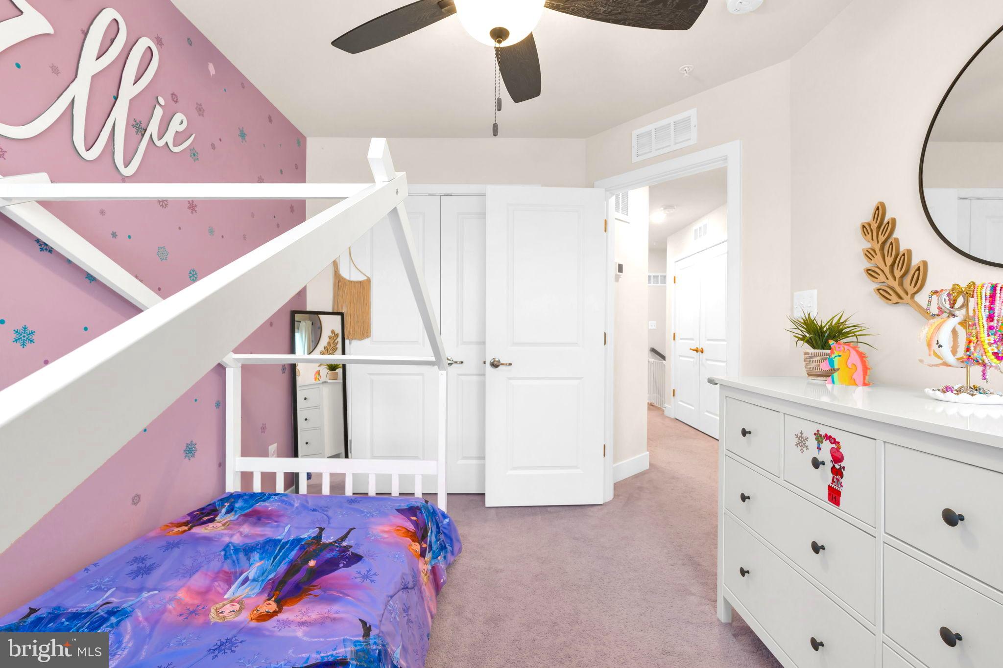 TANYARD SHORES - Residential