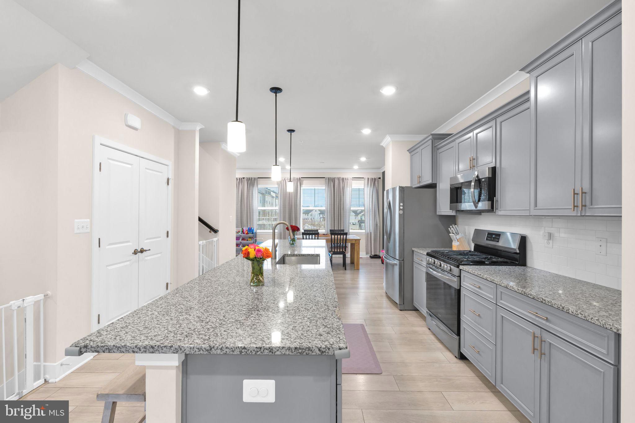 TANYARD SHORES - Residential