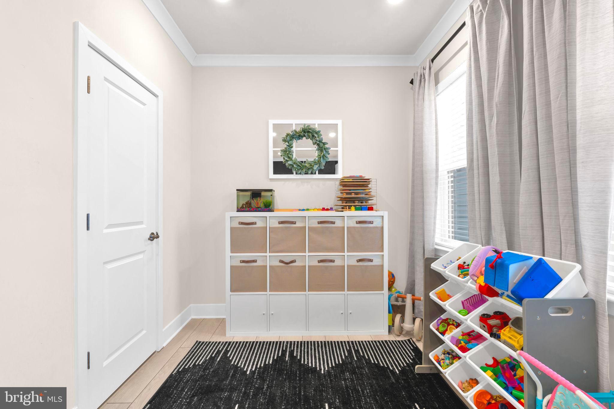 TANYARD SHORES - Residential