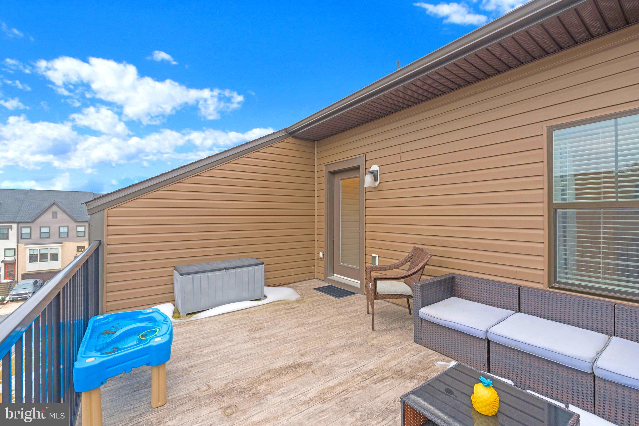 TANYARD SHORES - Residential