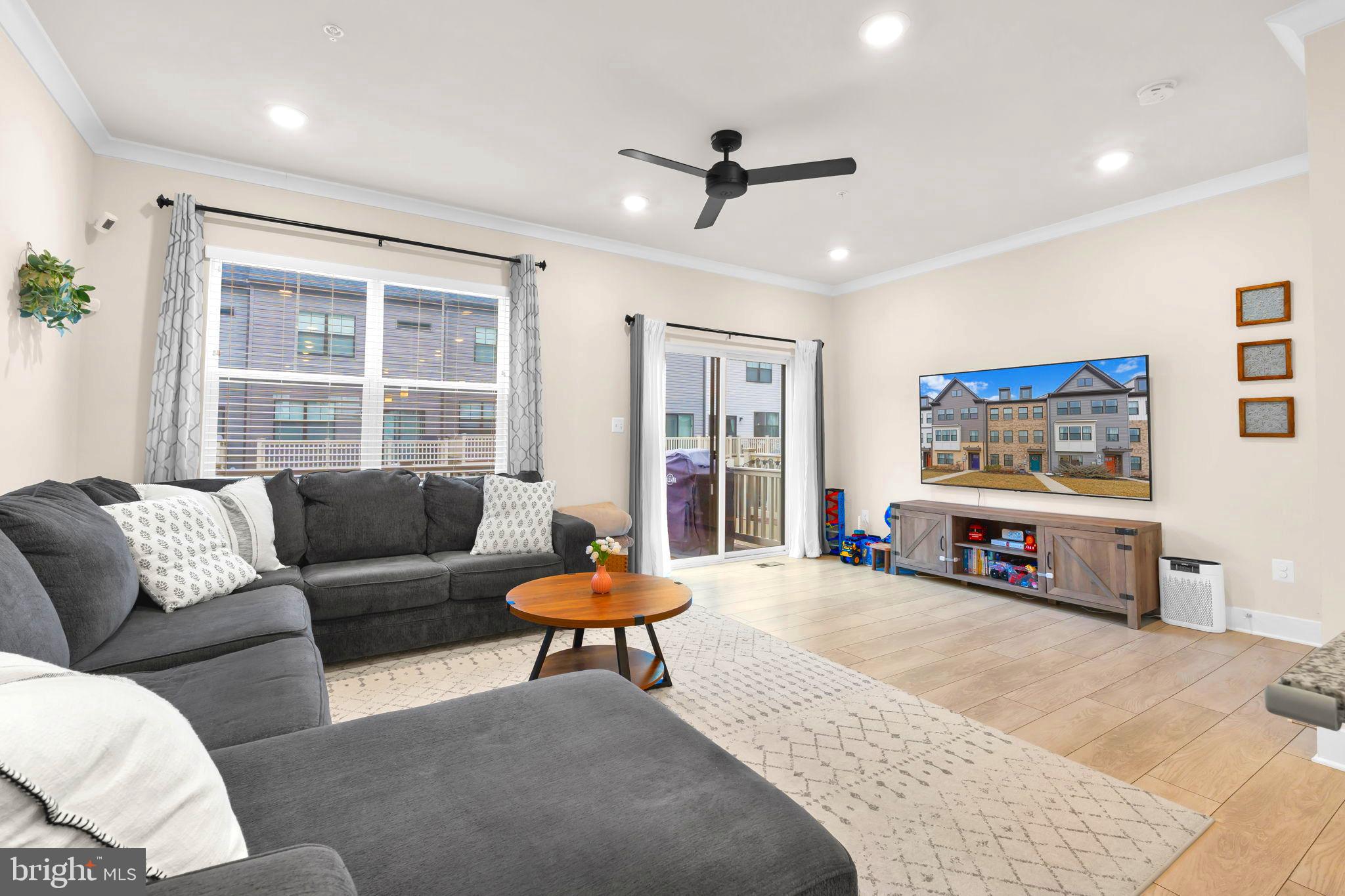 TANYARD SHORES - Residential