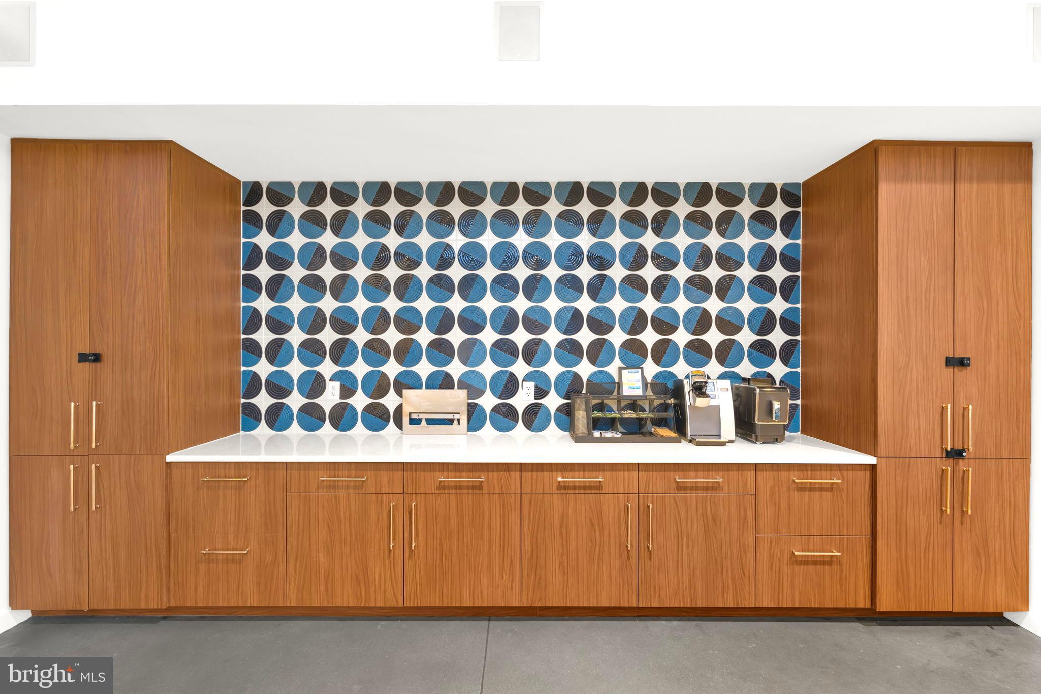 TANYARD SHORES - Residential