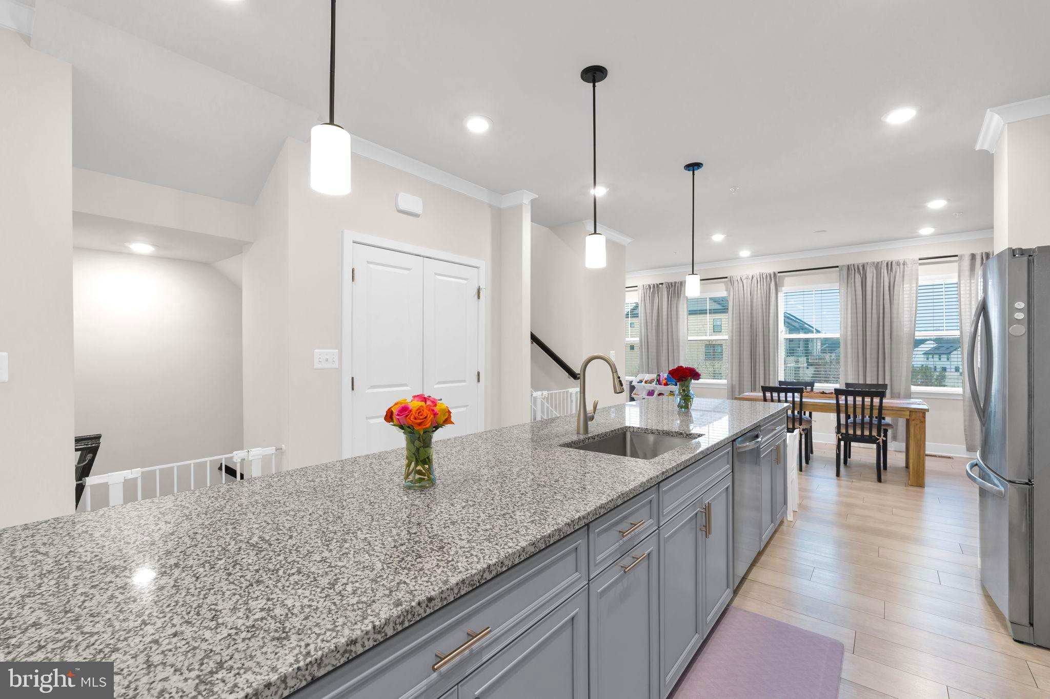 TANYARD SHORES - Residential