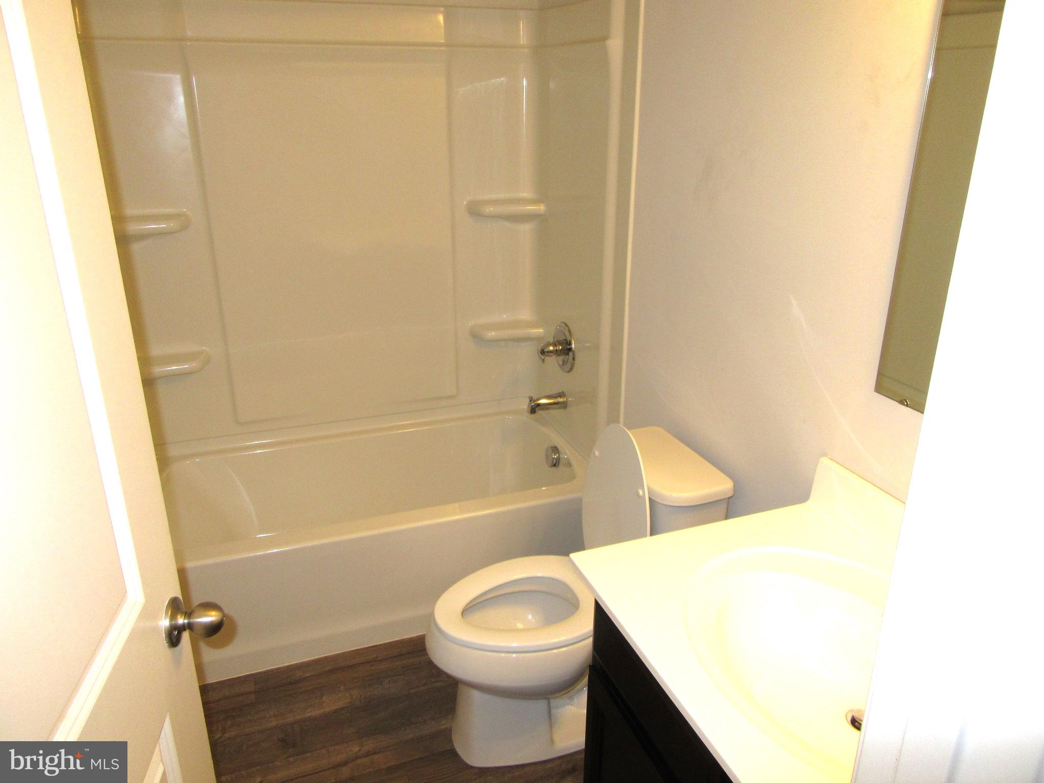 WEST CREEK VILLAGE - Residential Lease