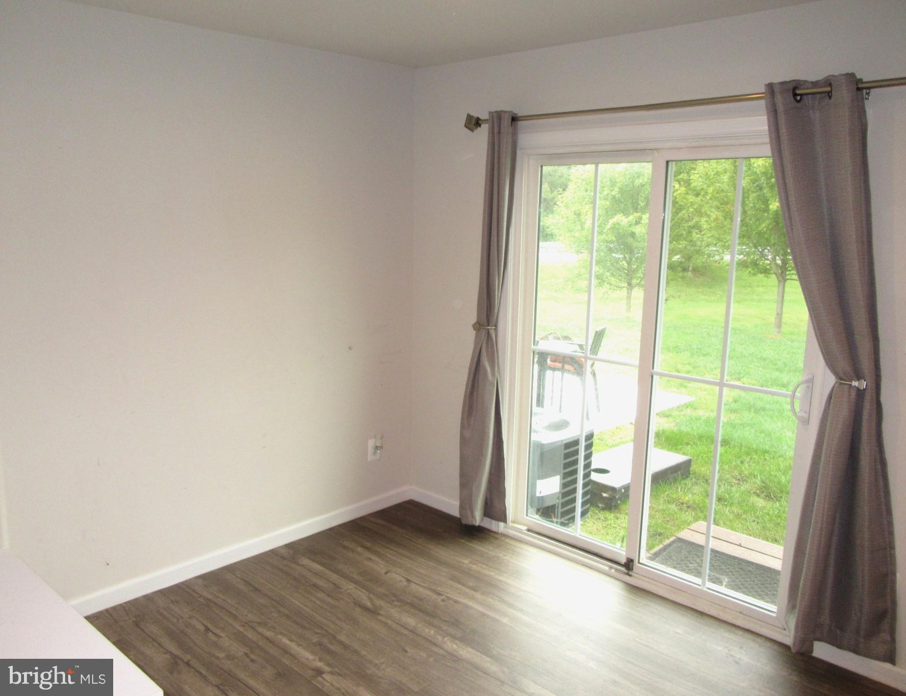 WEST CREEK VILLAGE - Residential Lease