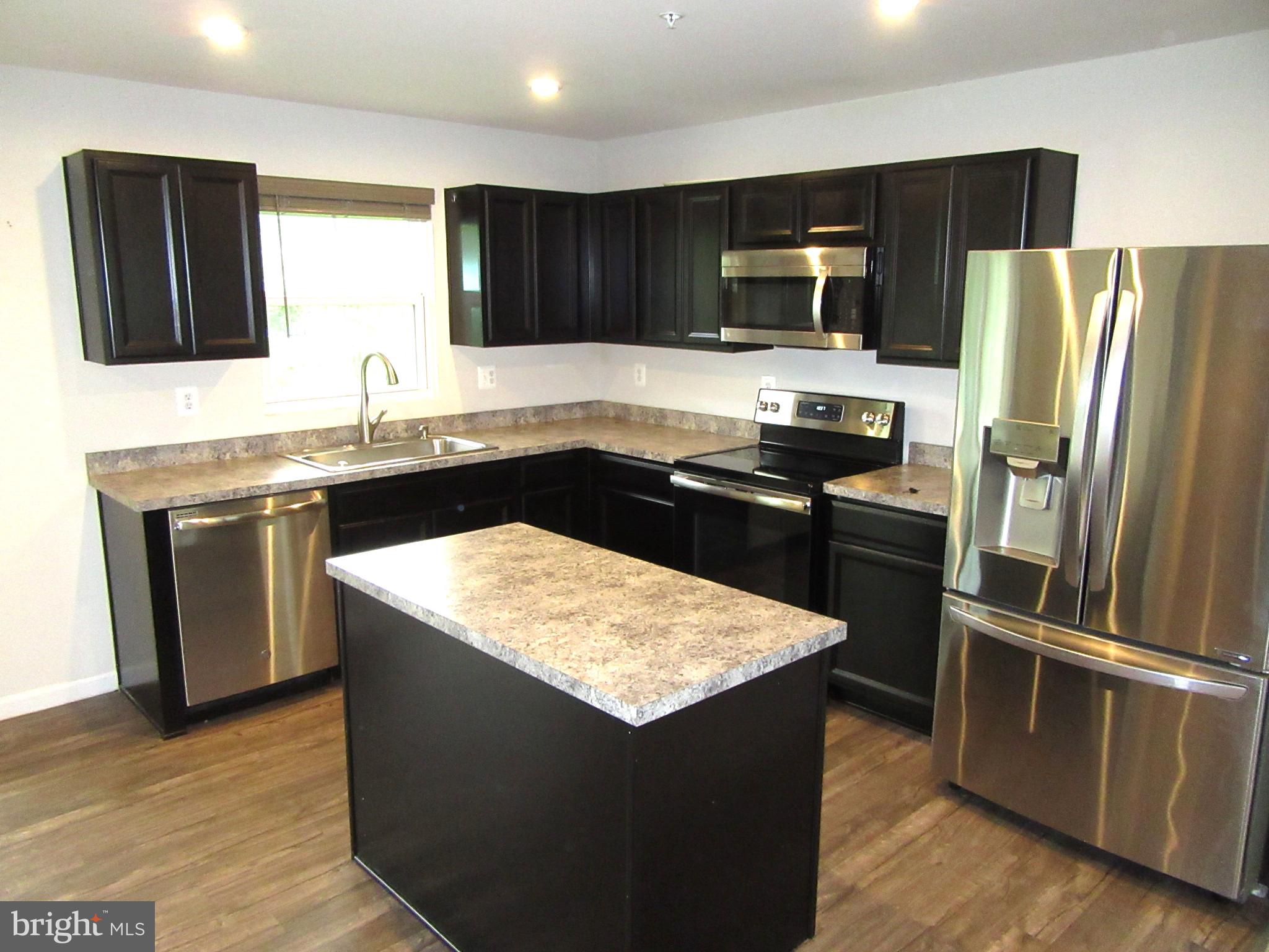 WEST CREEK VILLAGE - Residential Lease